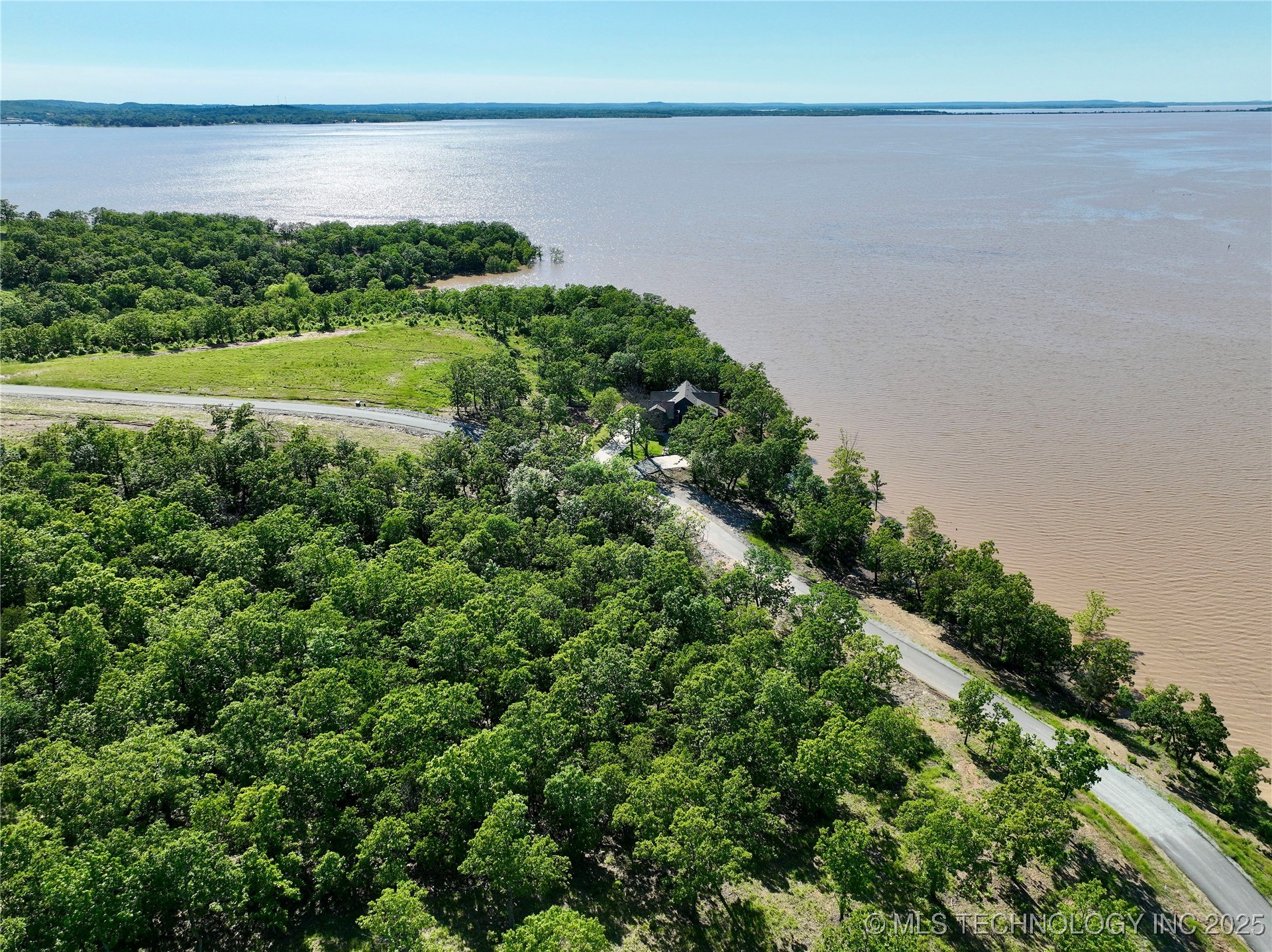 238 Patriot Pointe Property Photo 3