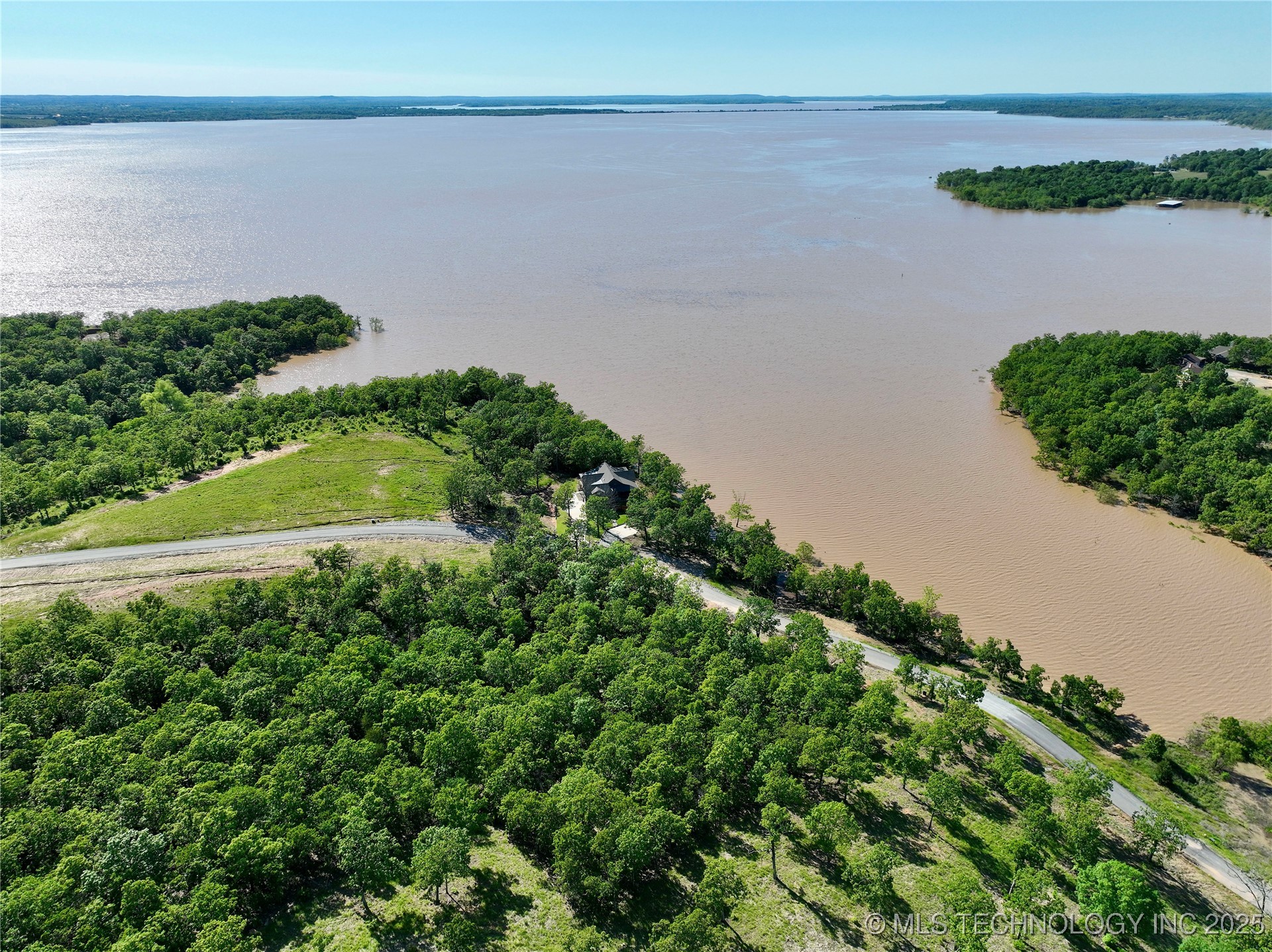 238 Patriot Pointe Property Photo 5