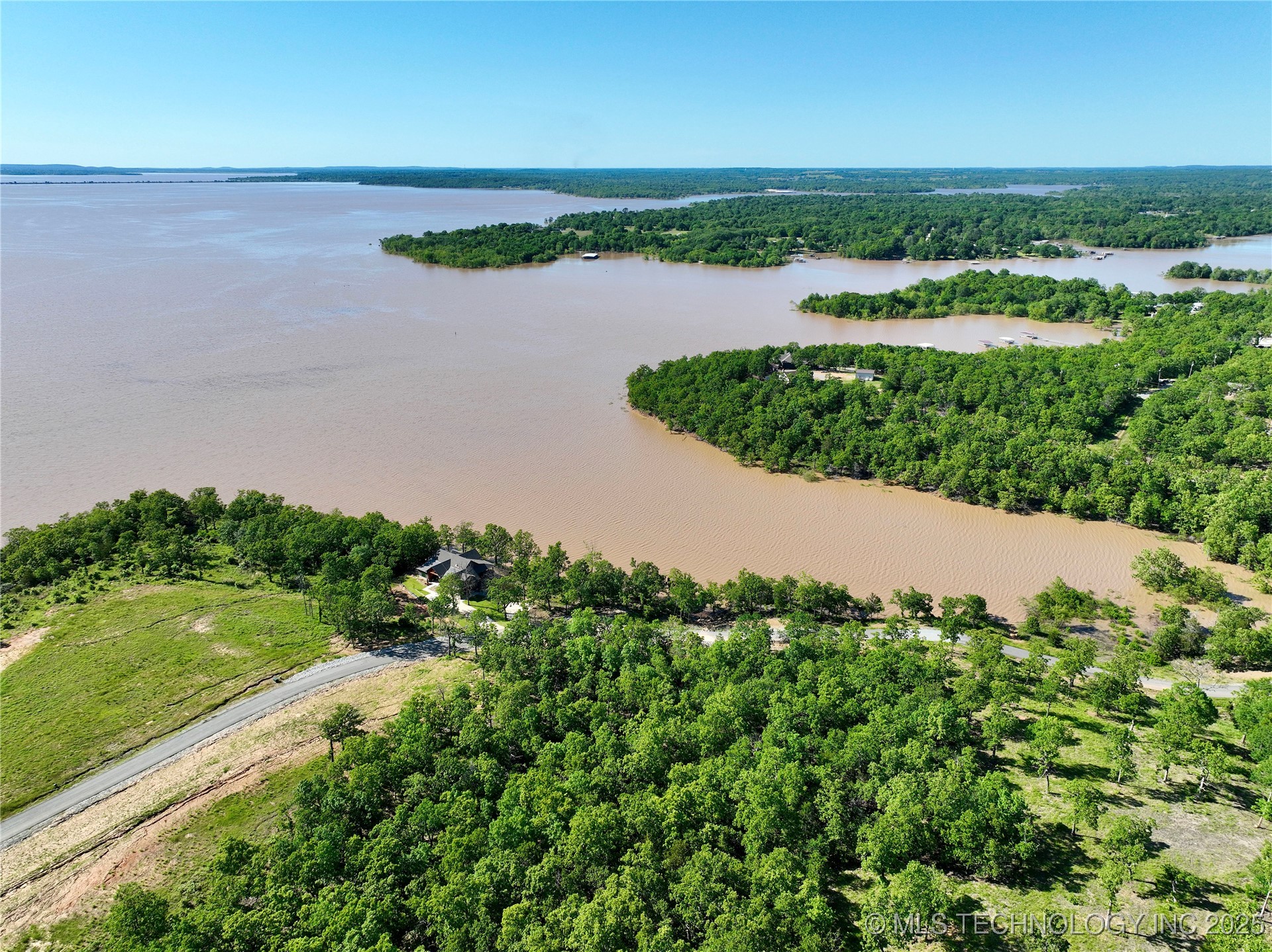 238 Patriot Pointe Property Photo 6