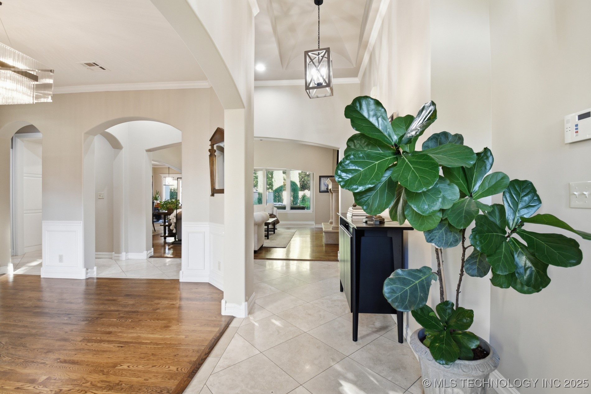 11717 S Sandusky Avenue Property Photo 5