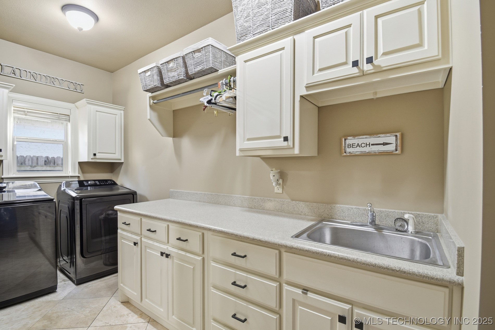 11717 S Sandusky Avenue Property Photo 29