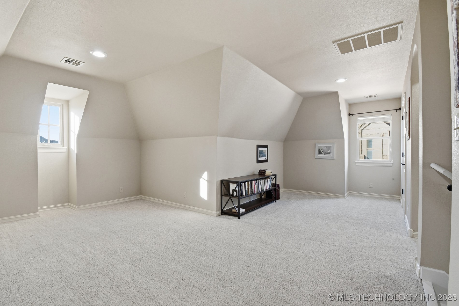 11717 S Sandusky Avenue Property Photo 33