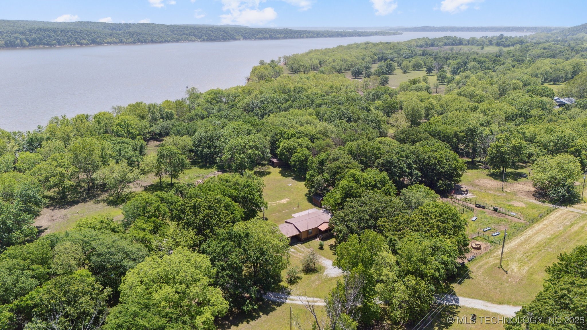 3152 E 4675 Property Photo 28