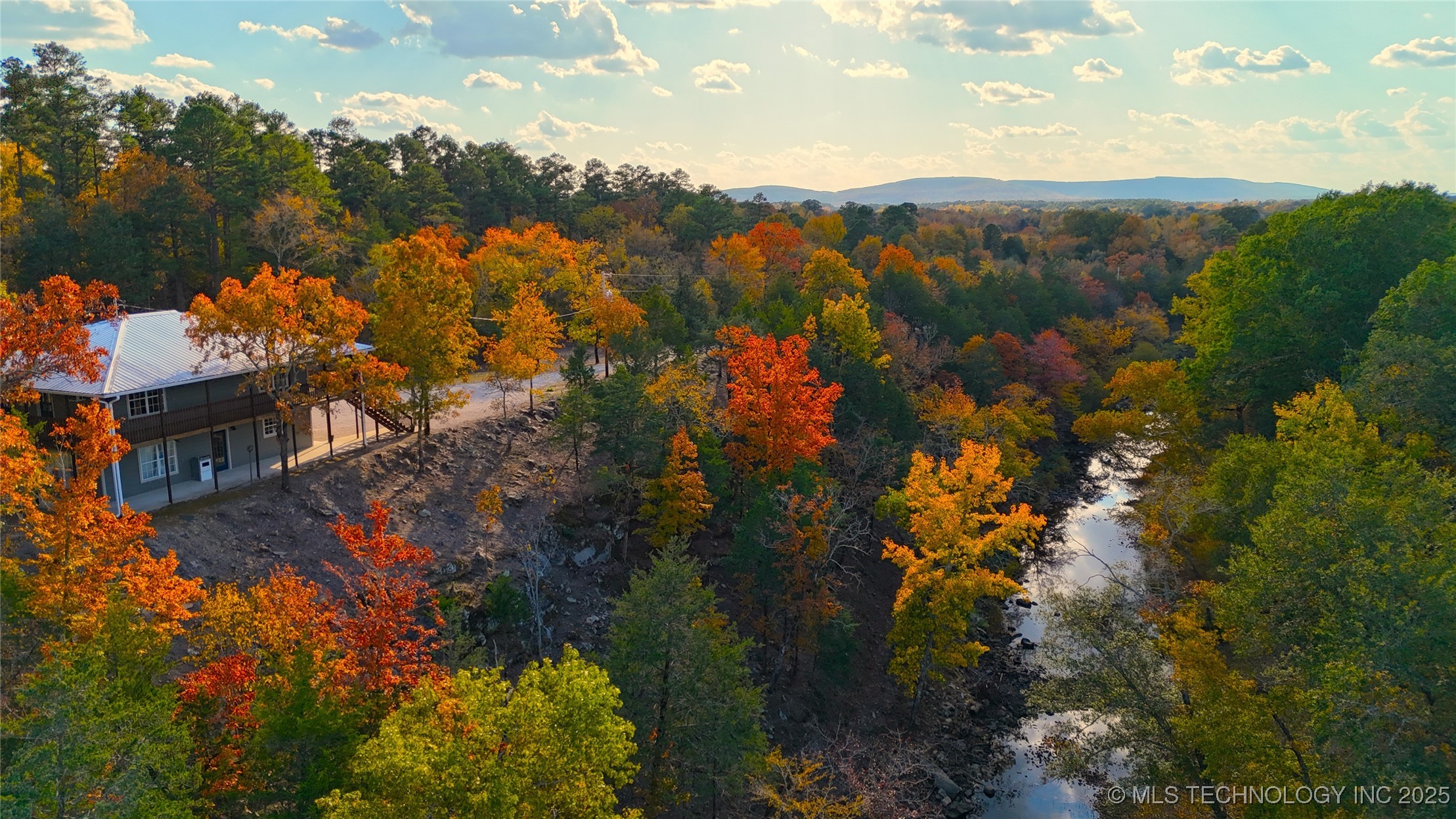 174550 N 4430 Road N Property Photo 2