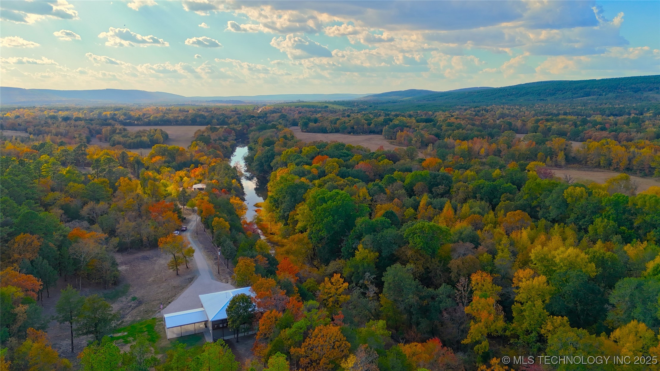 174550 N 4430 Road N Property Photo 4