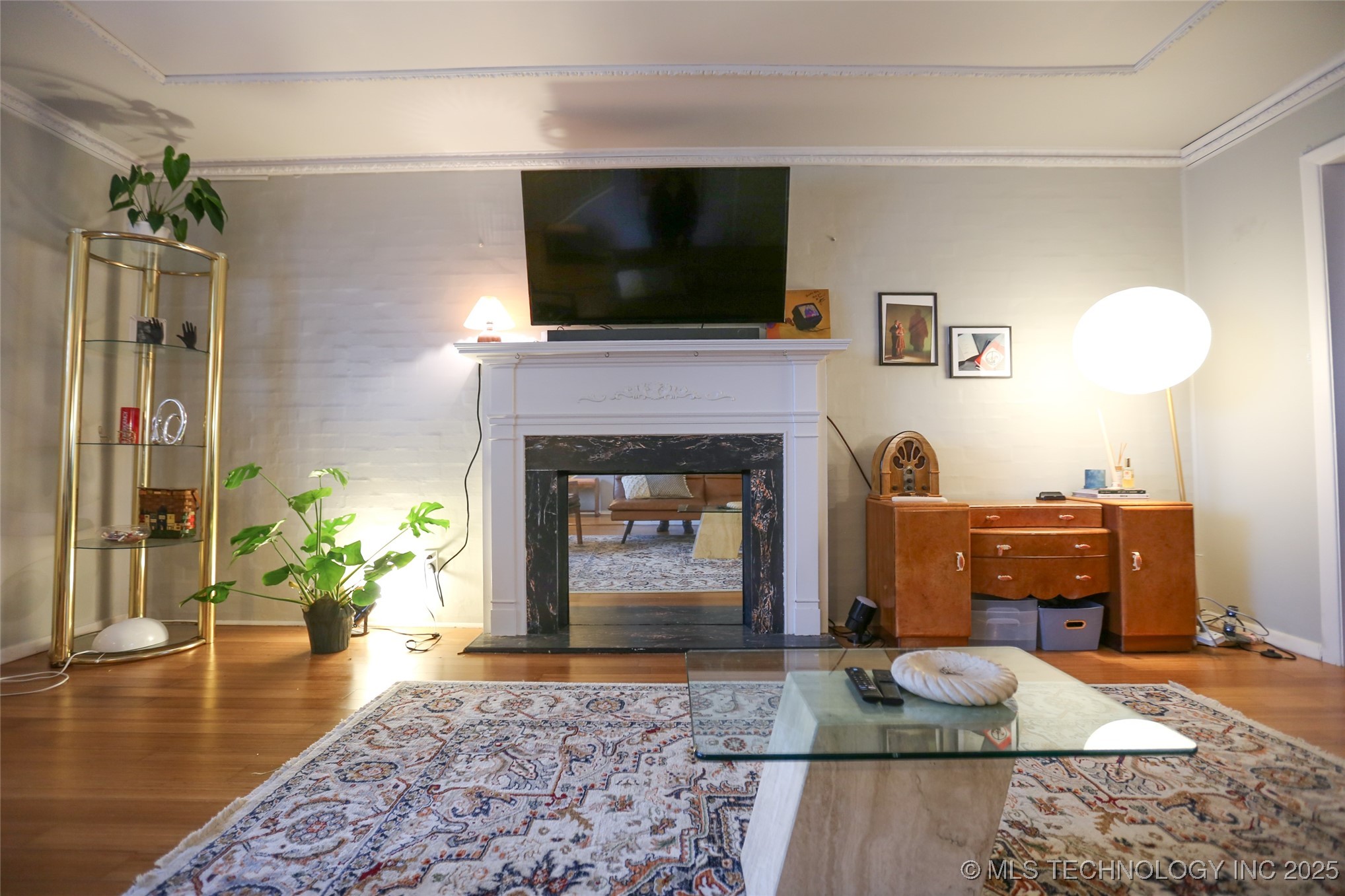 5518 E 46th Street 5518 Property Photo 5