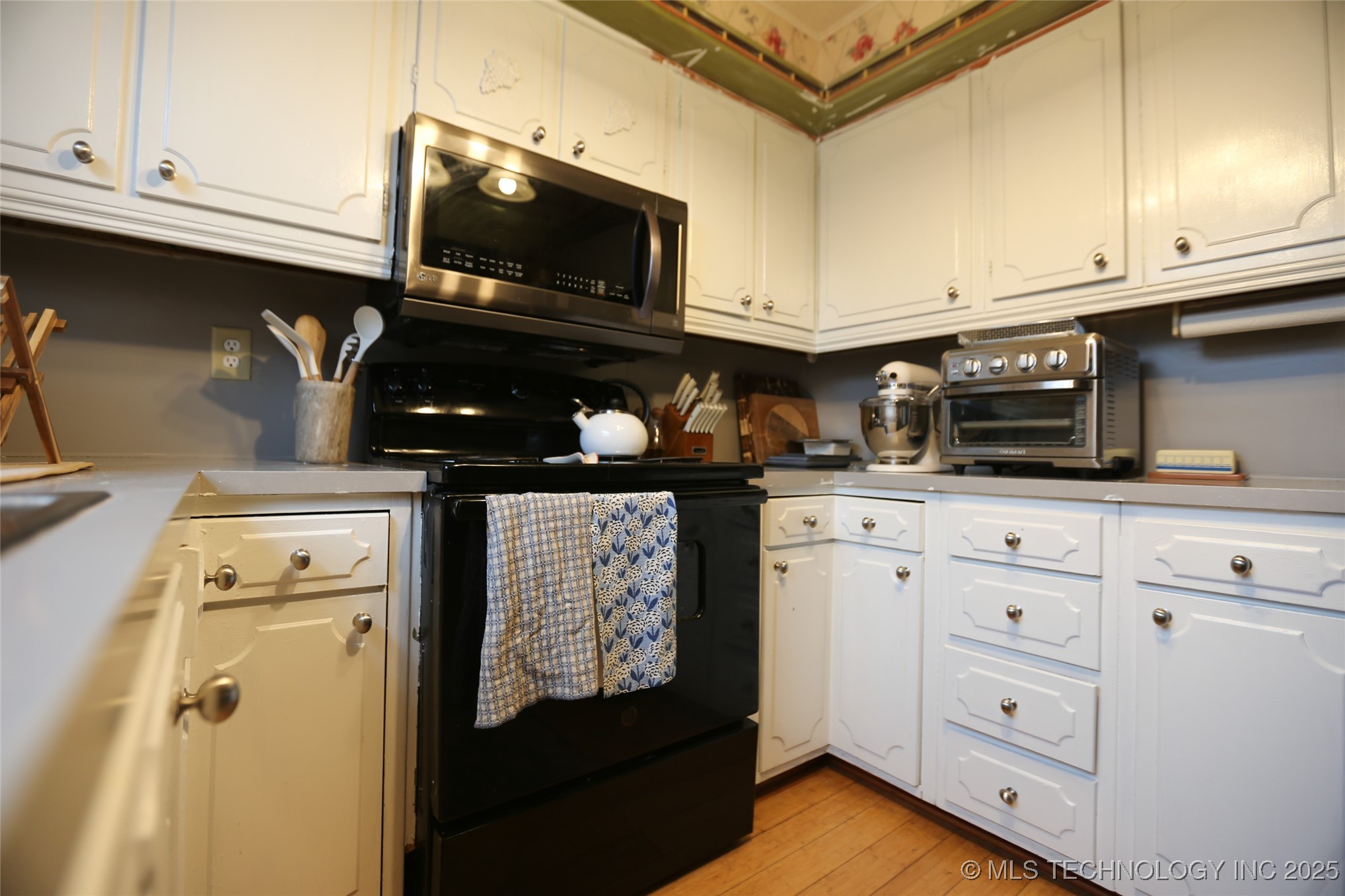 5518 E 46th Street 5518 Property Photo 22