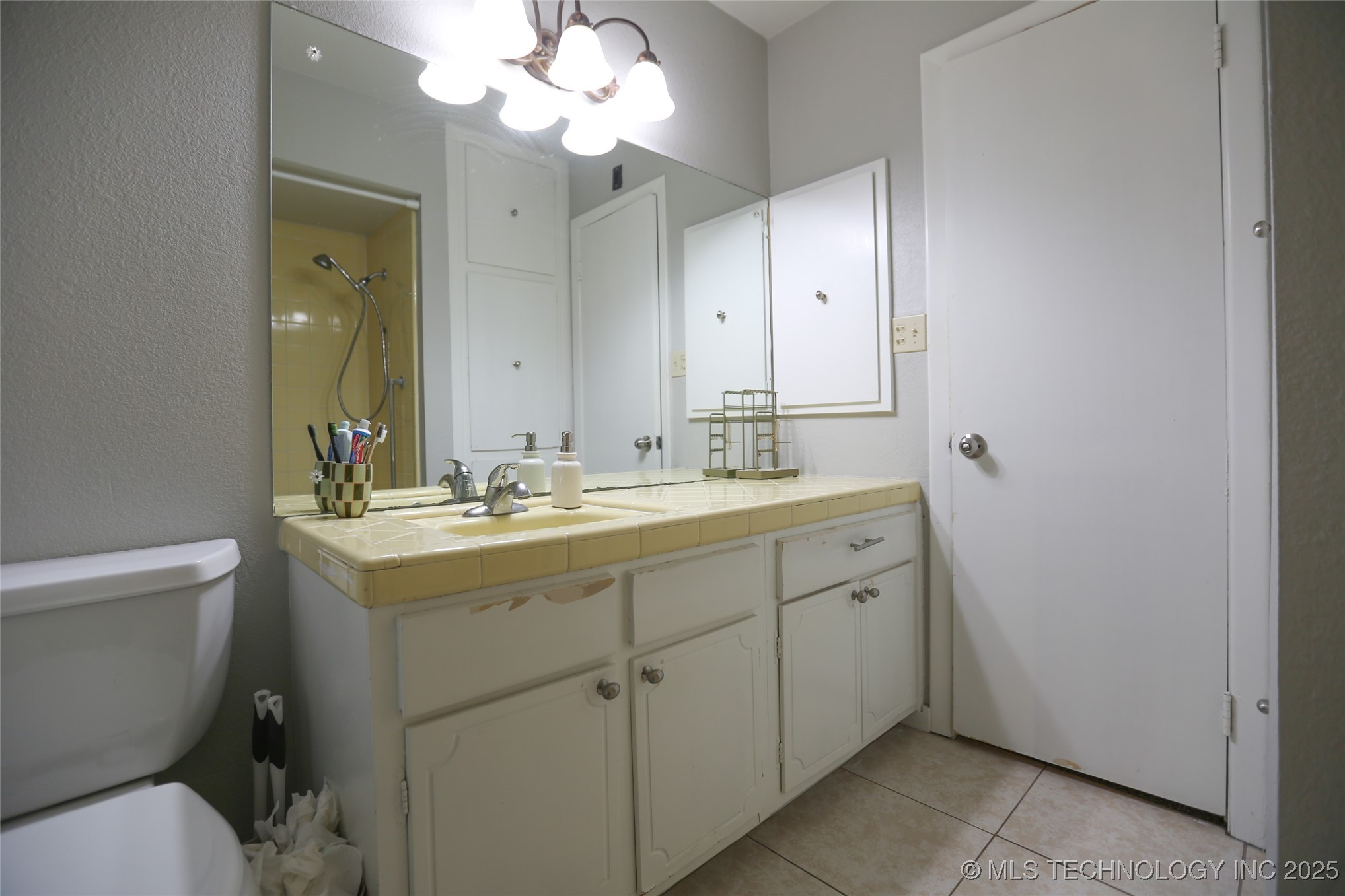 5518 E 46th Street 5518 Property Photo 41