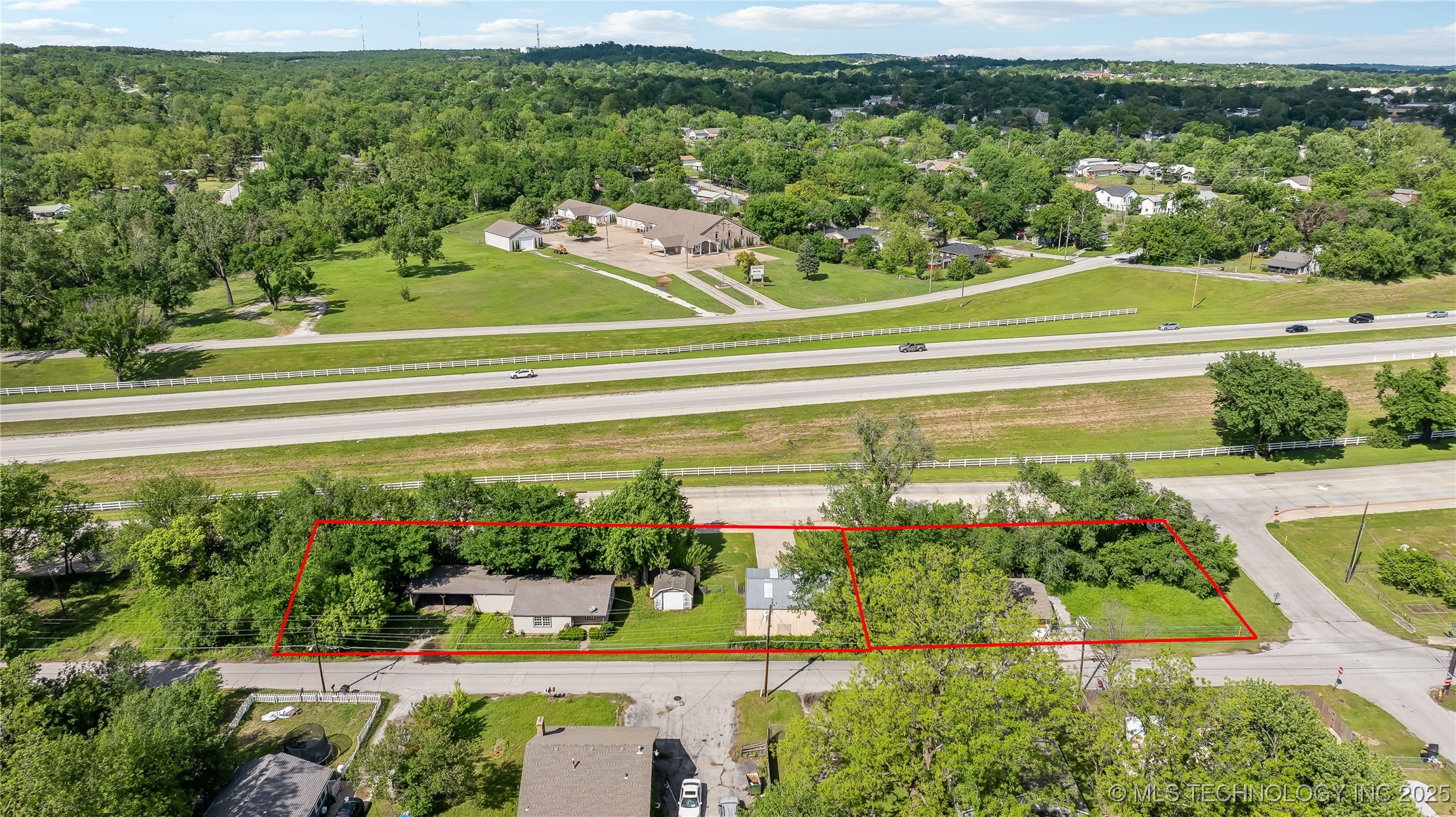 810 Katy Street Property Photo 1