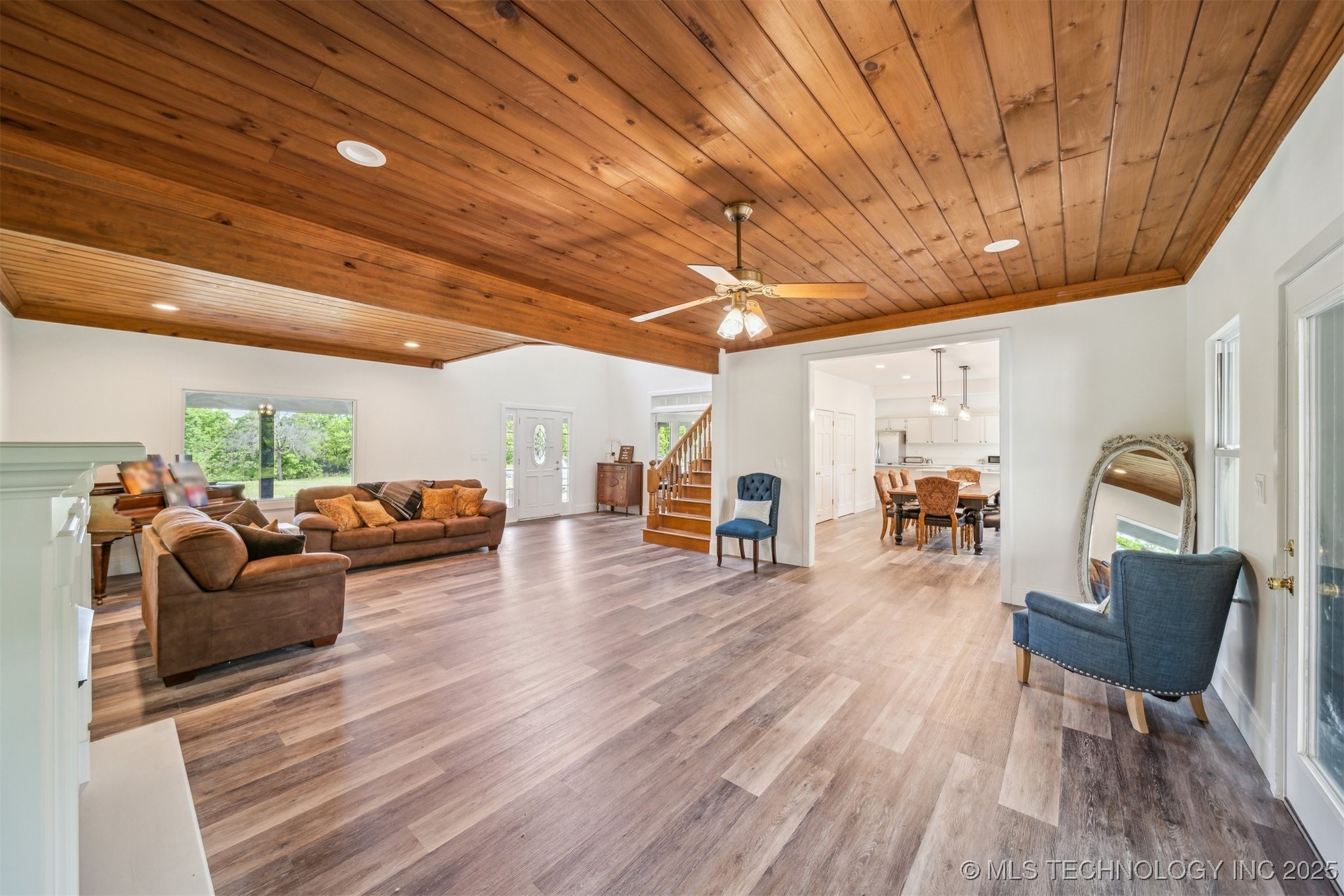 1001 County Road 2265 Property Photo 13