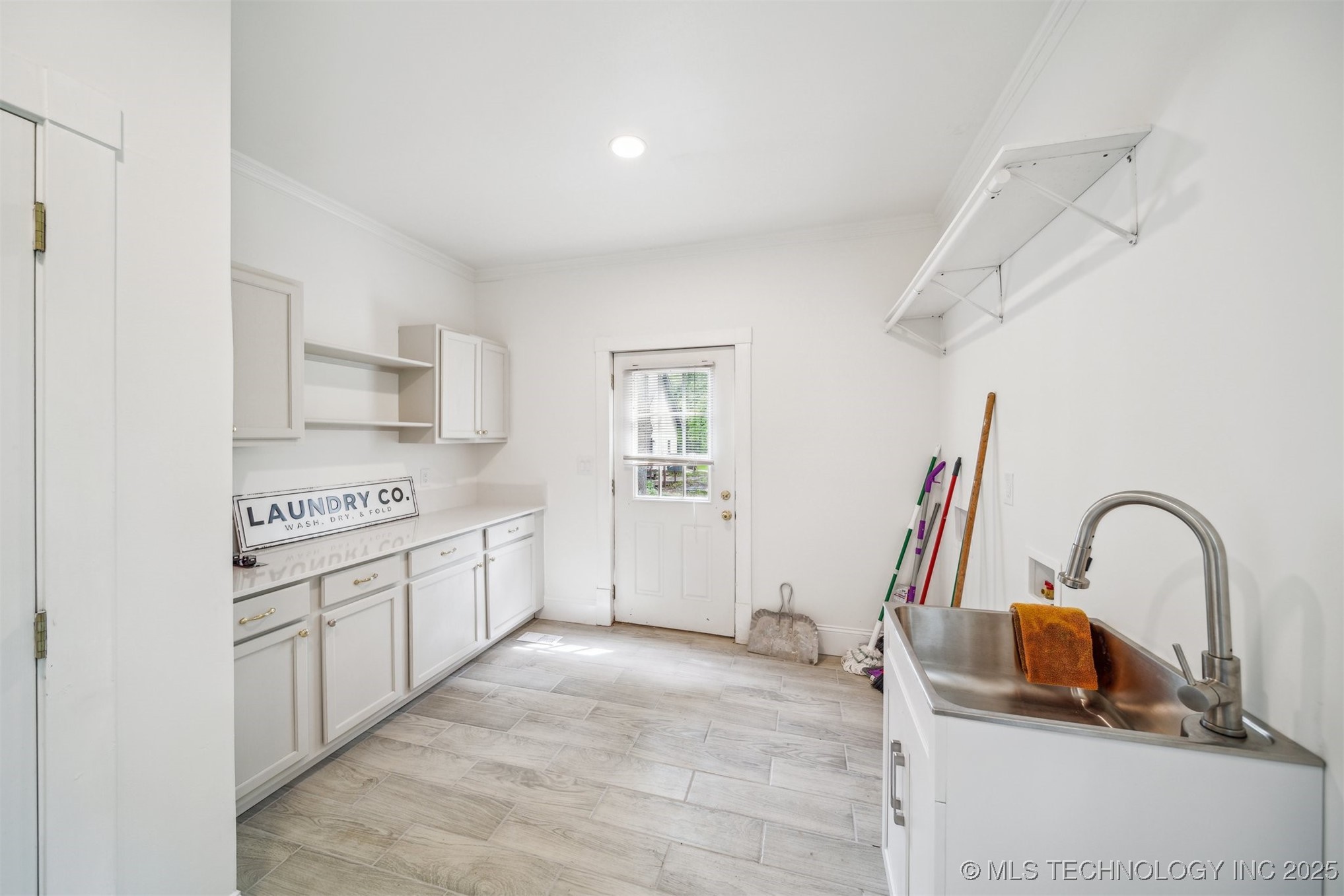 1001 County Road 2265 Property Photo 41