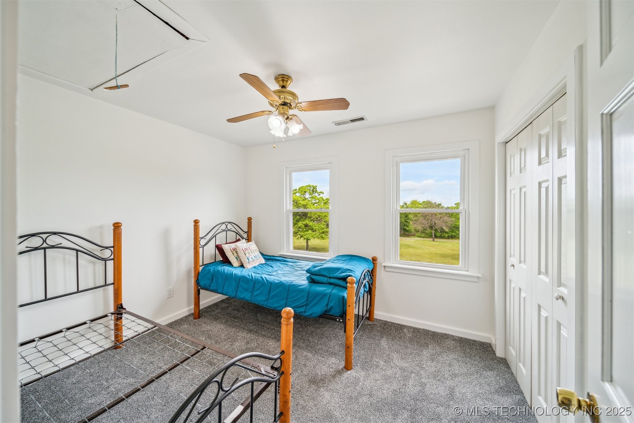 1001 County Road 2265 Property Photo 43