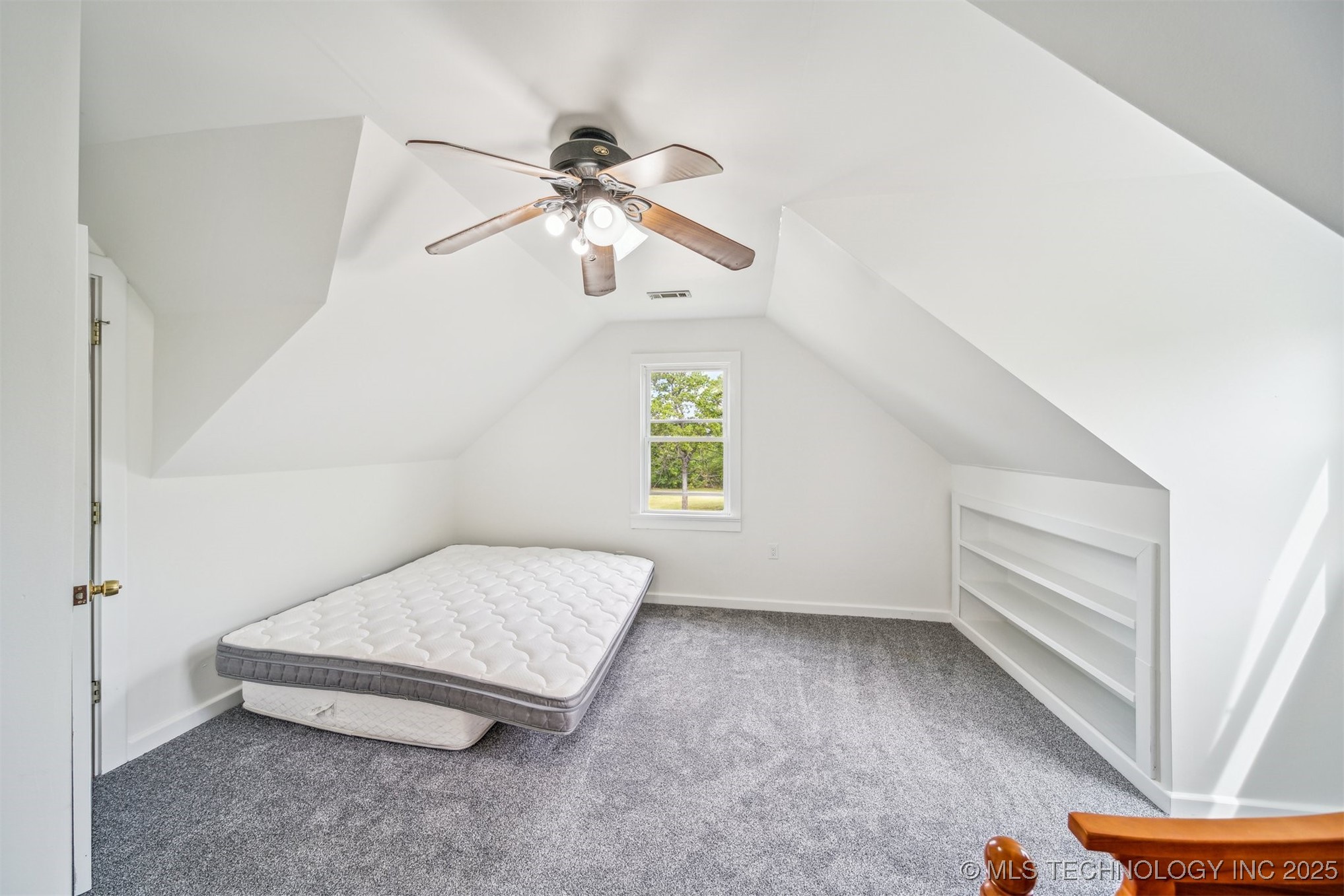 1001 County Road 2265 Property Photo 48