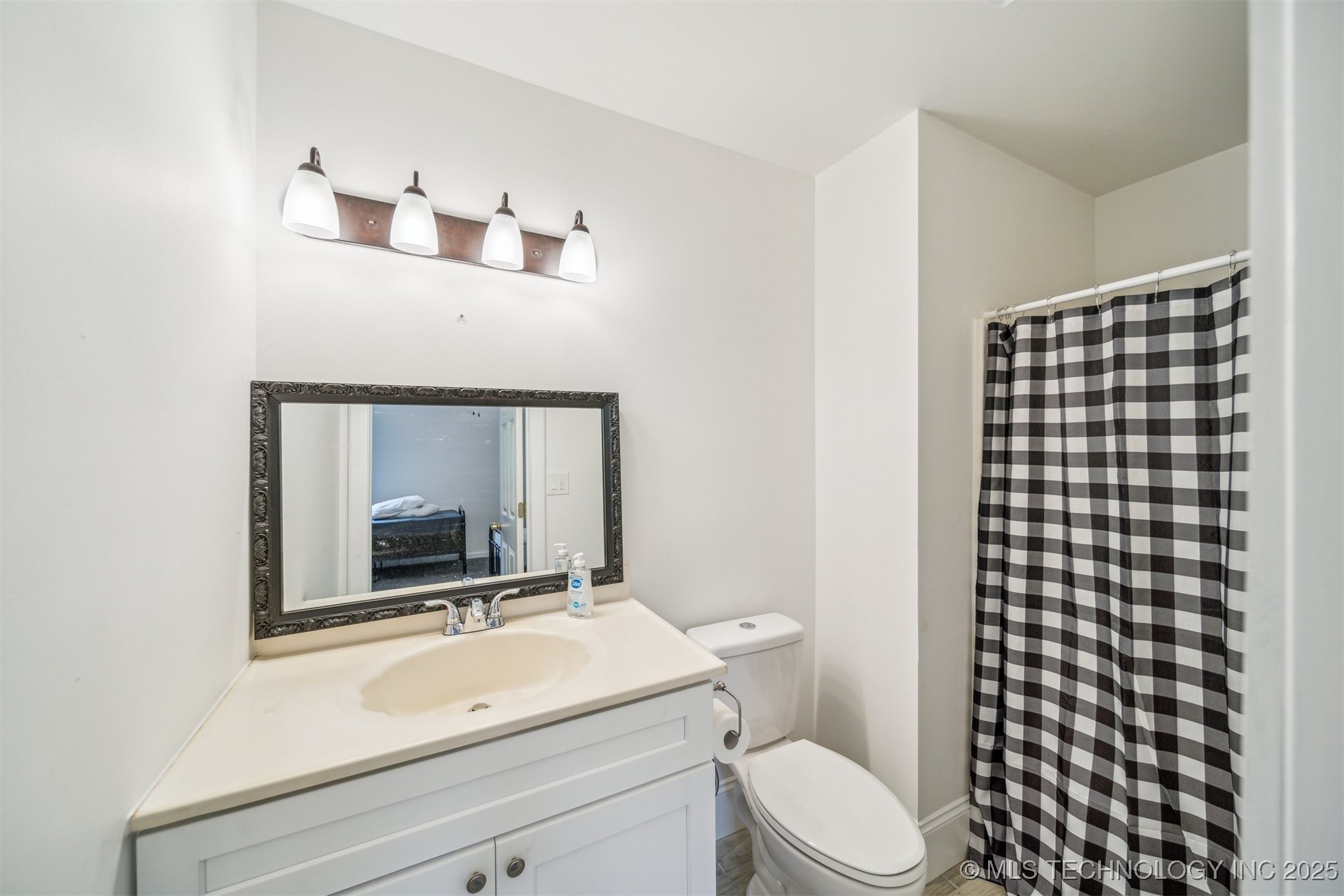 1001 County Road 2265 Property Photo 56