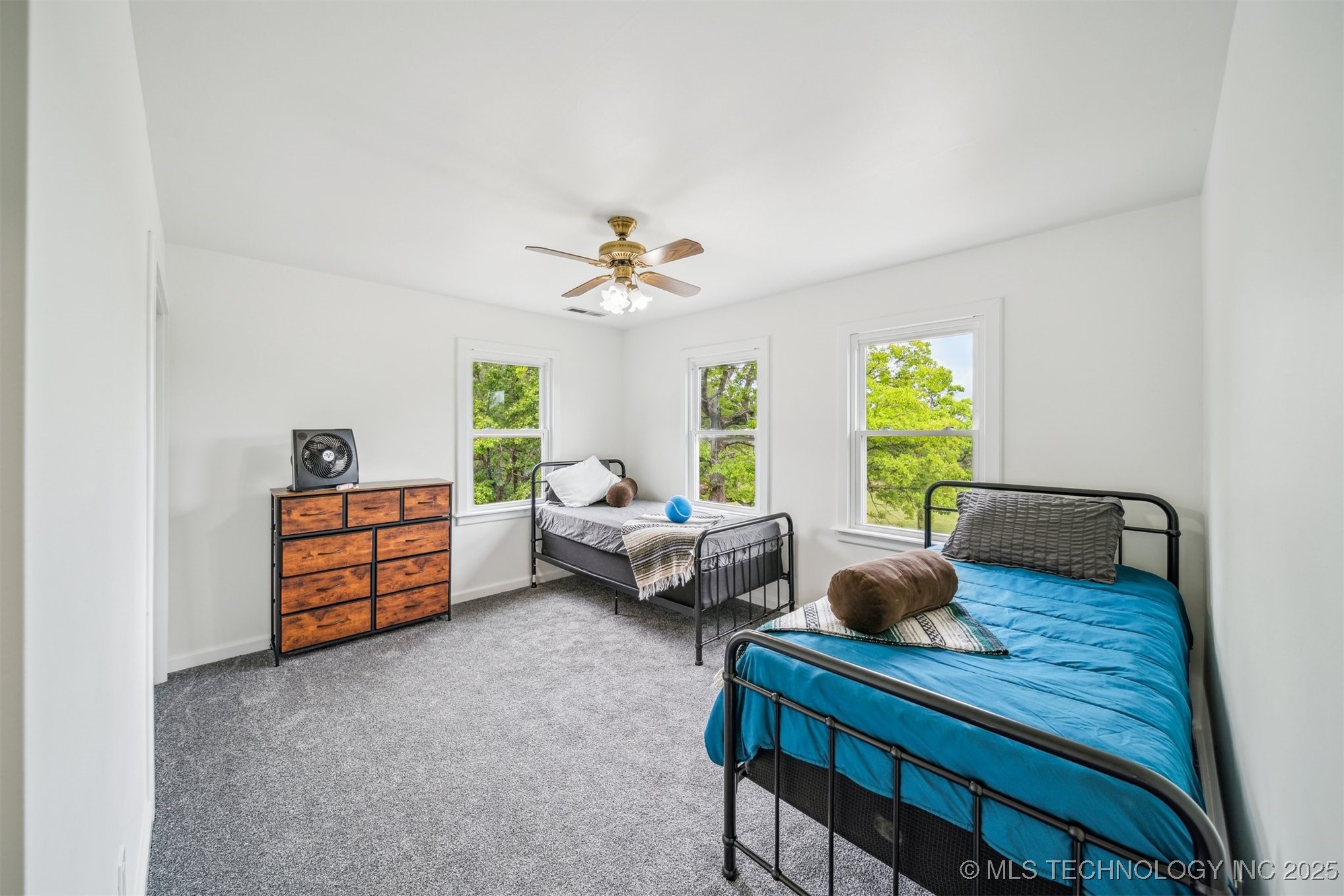 1001 County Road 2265 Property Photo 57