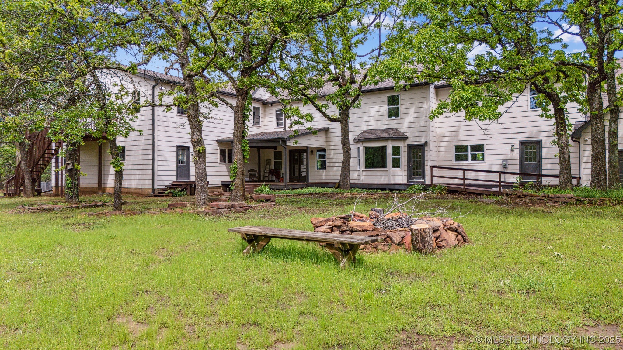 1001 County Road 2265 Property Photo 59