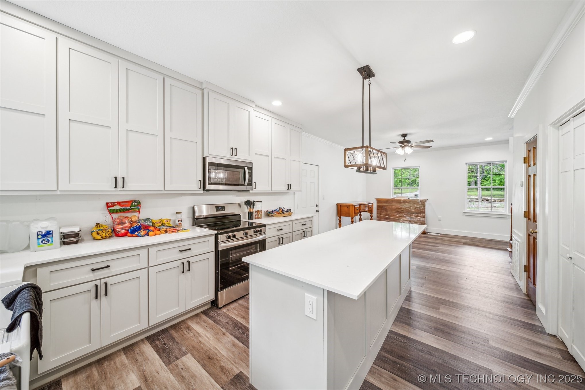 1001 County Road 2265 Property Photo 83