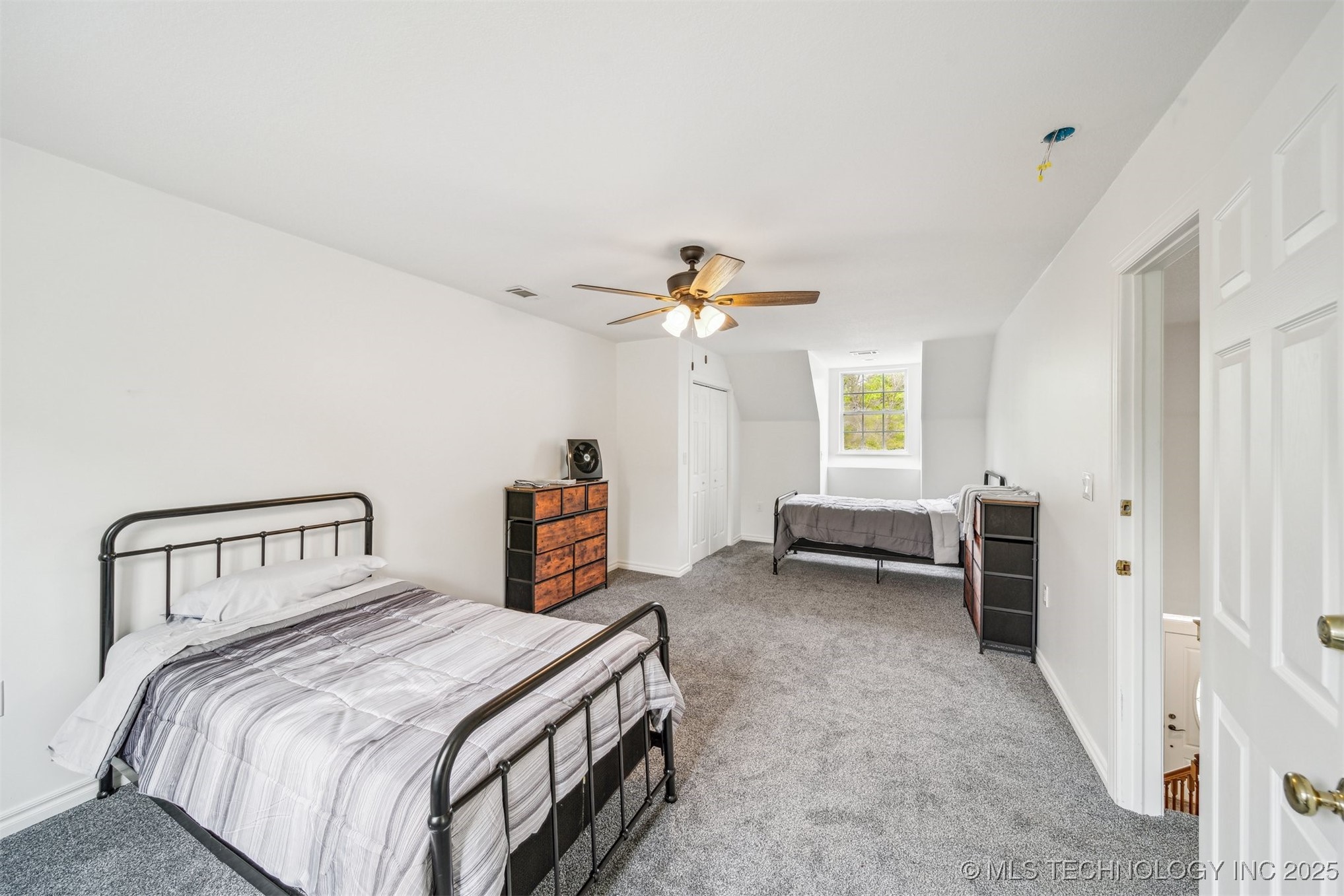 1001 County Road 2265 Property Photo 86