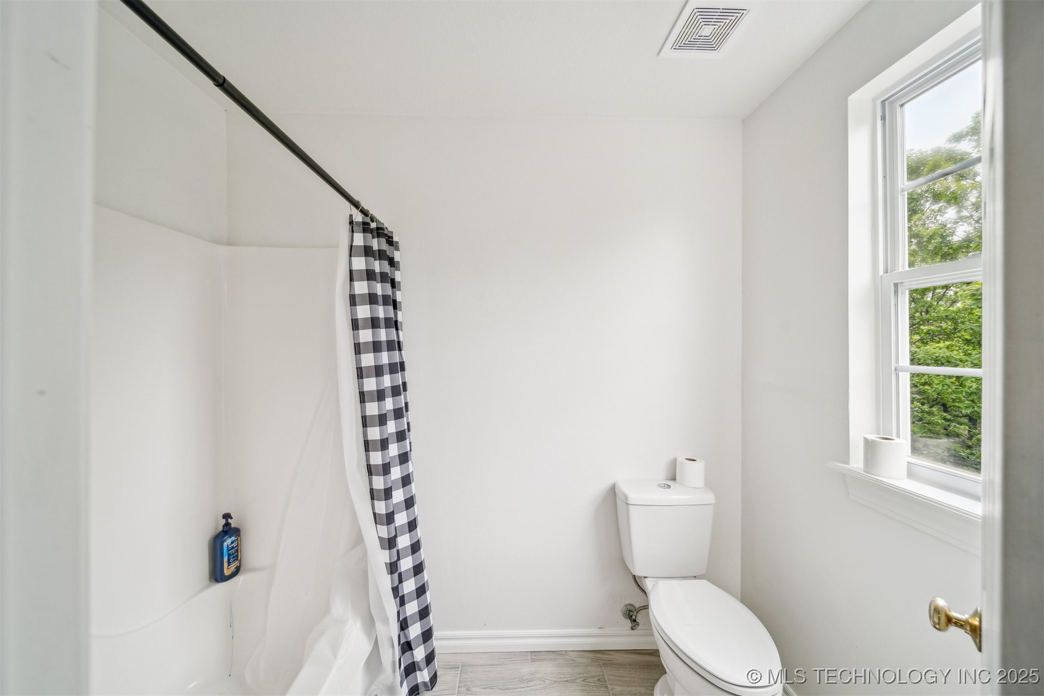 1001 County Road 2265 Property Photo 88