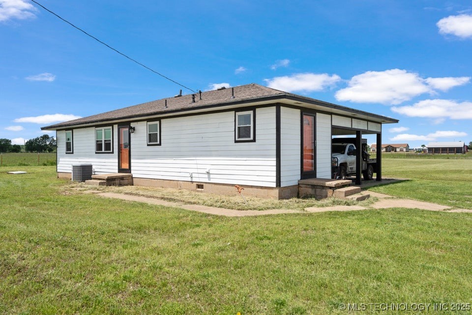 24708 Ew 18th Road Property Photo 3