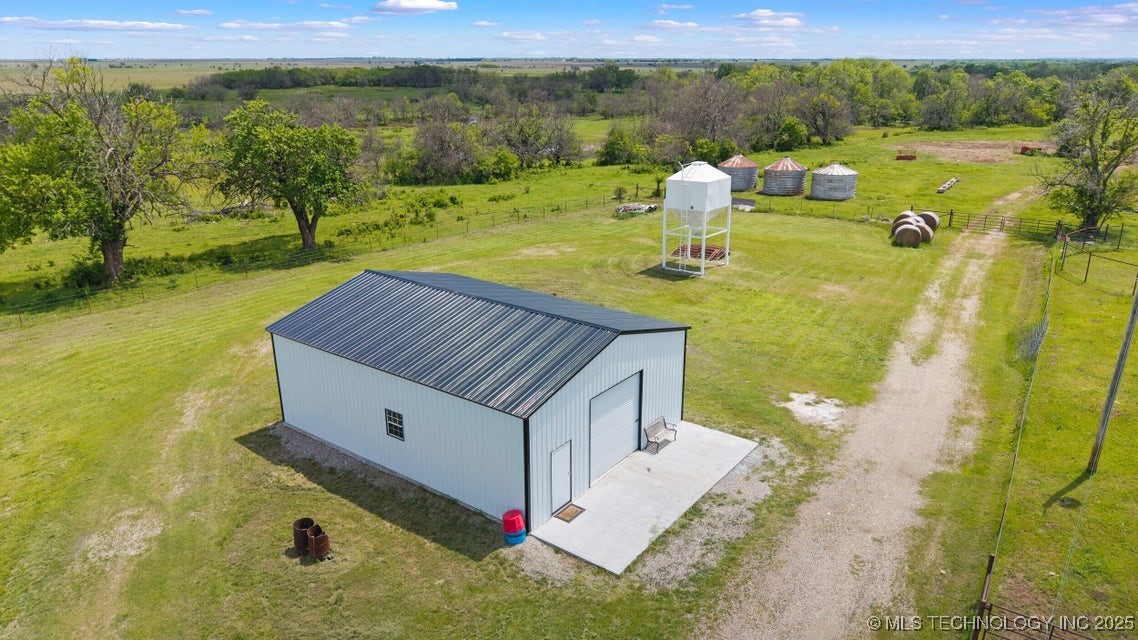 24708 Ew 18th Road Property Photo 4