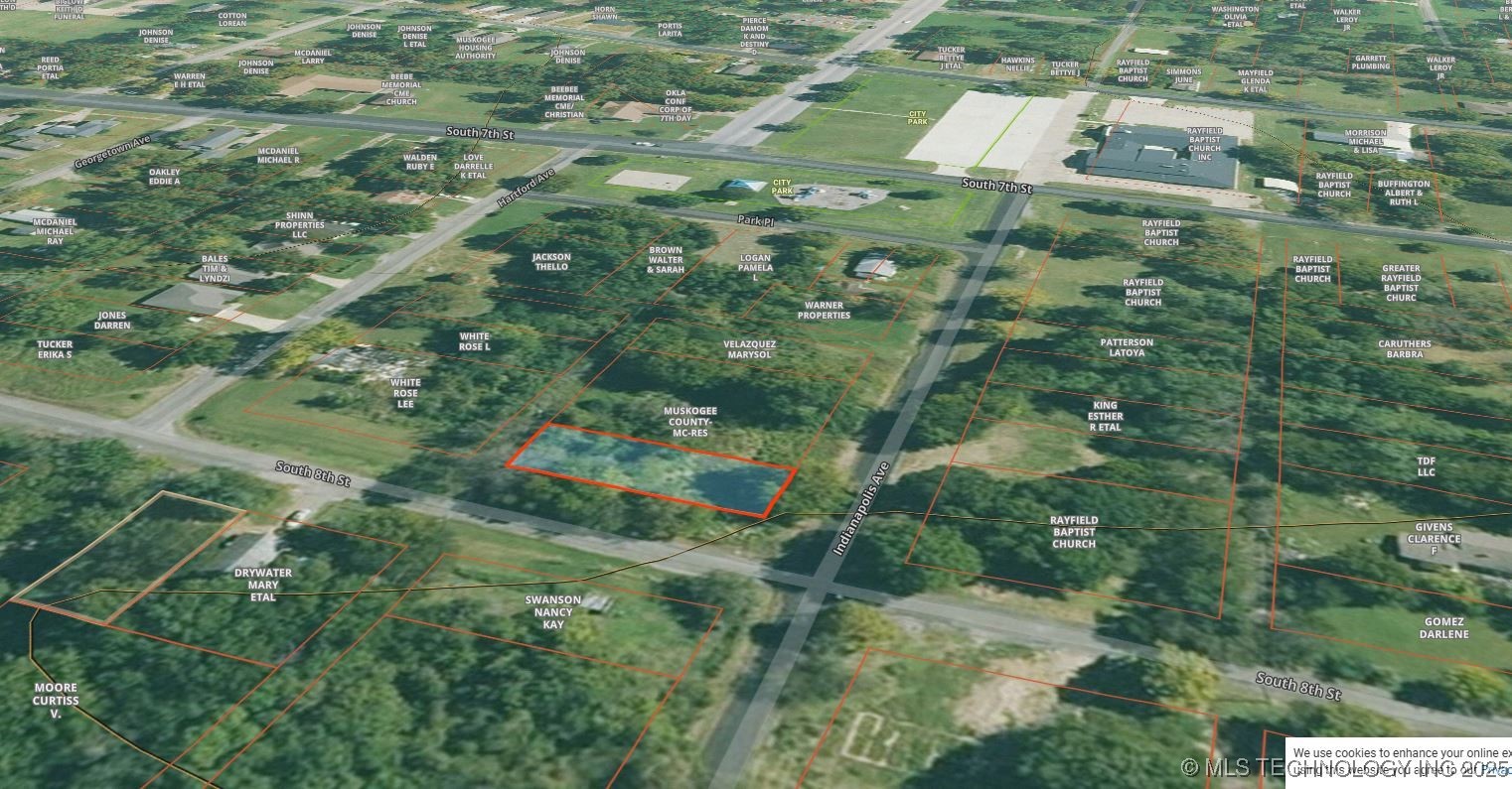 901 Indianapolis Avenue Property Photo 7