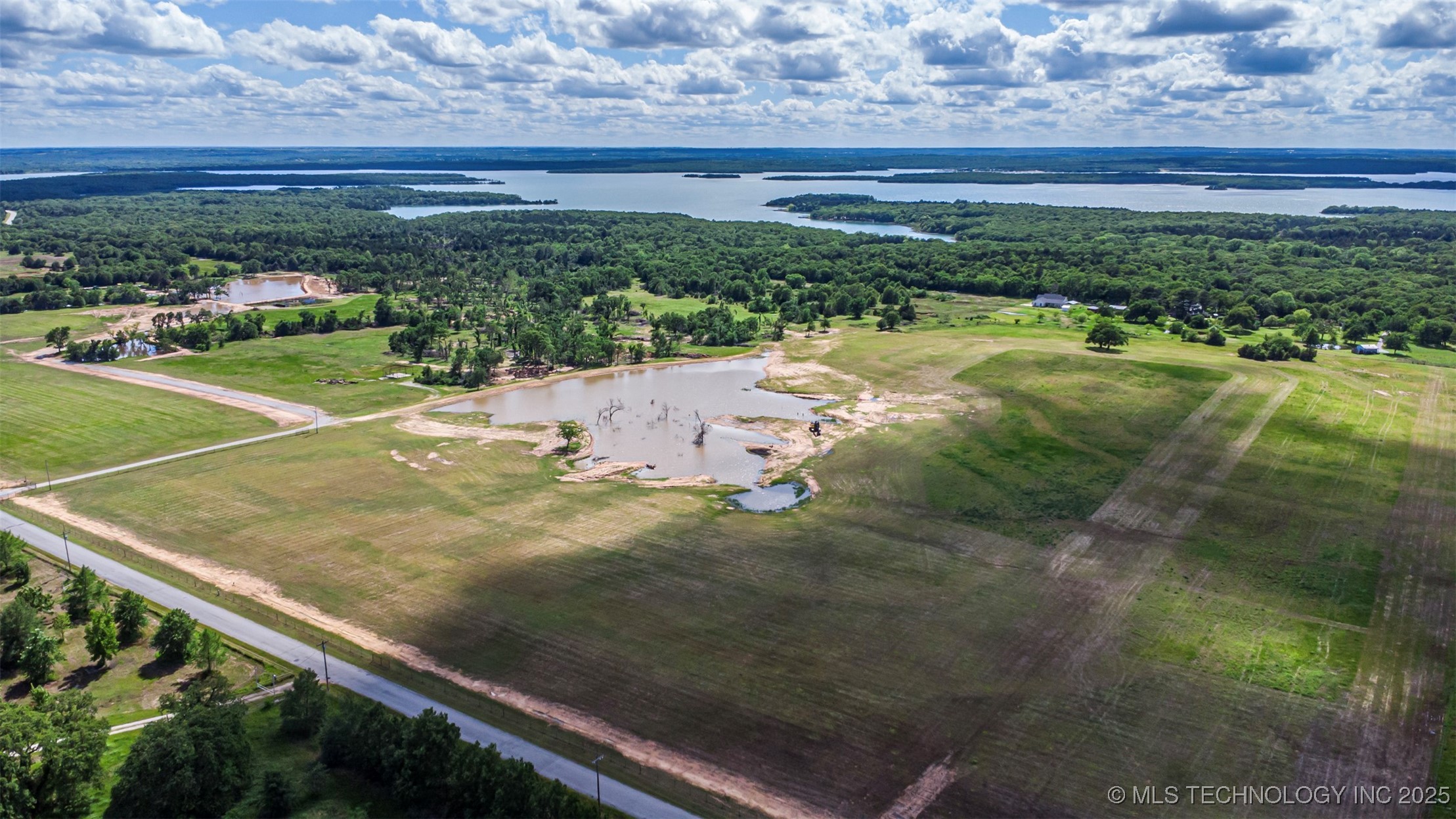 3 Scott Road Property Photo 13