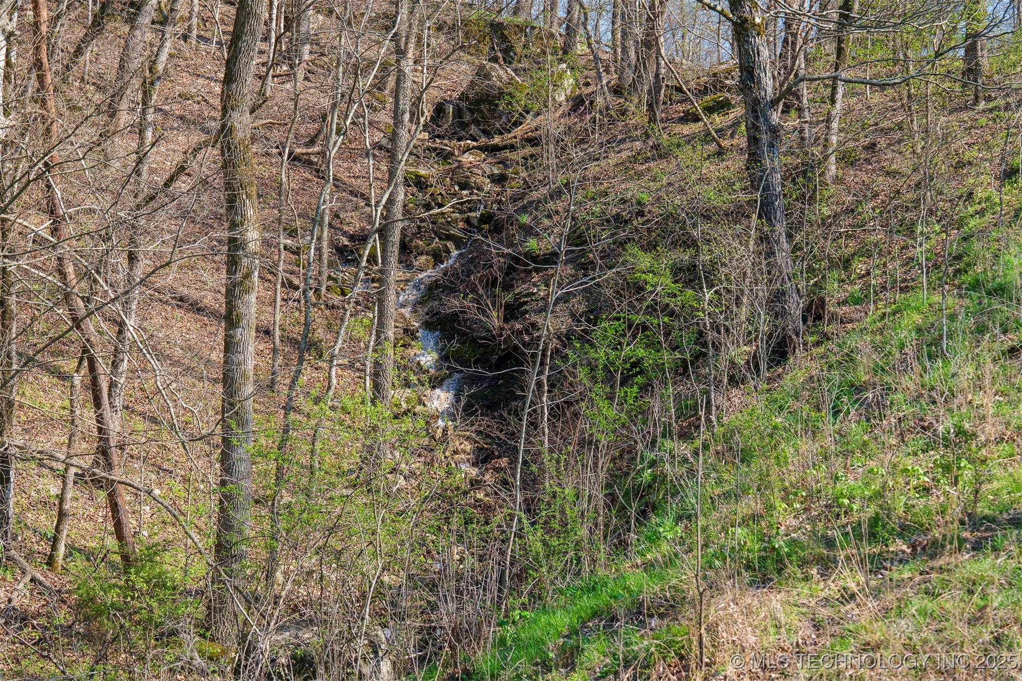 8 S 4530 Road Property Photo 13