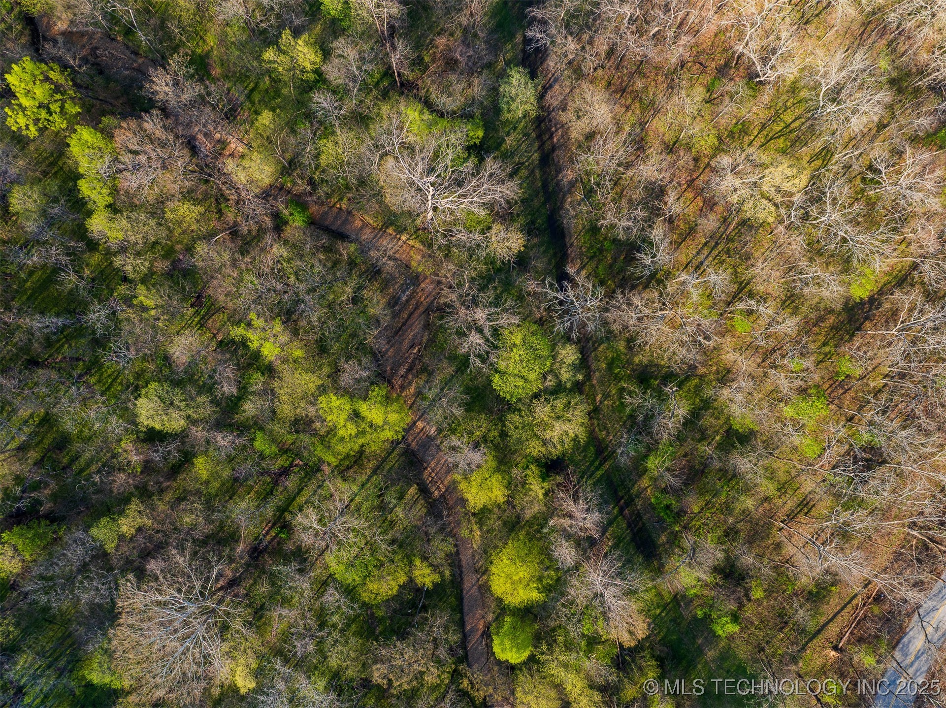 8 S 4530 Road Property Photo 14