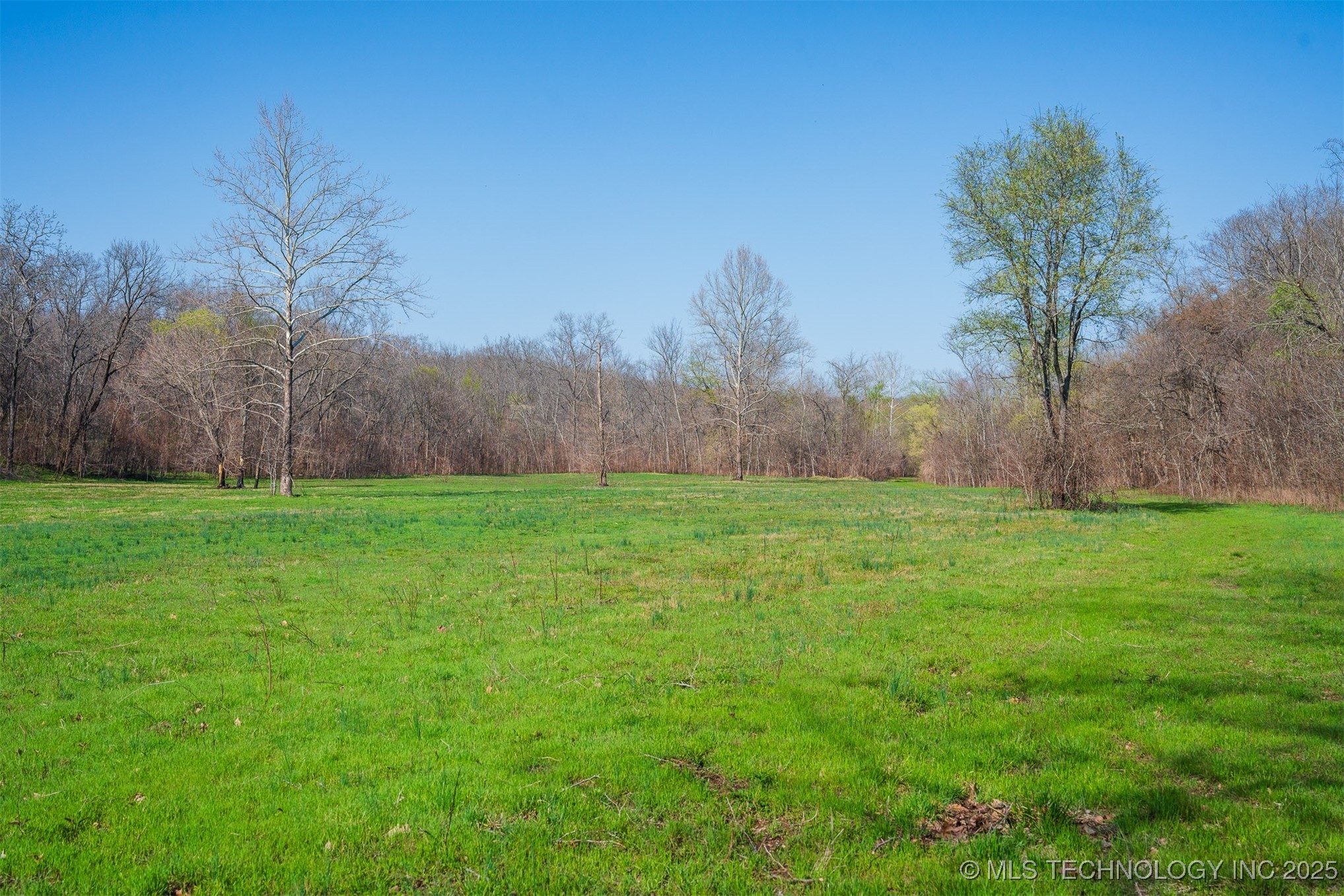 8 S 4530 Road Property Photo 26