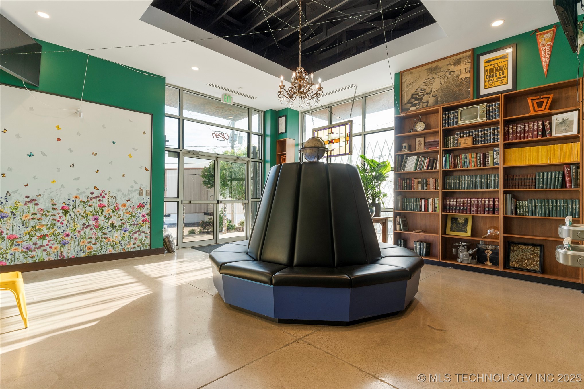 621 S Kenosha Avenue Property Photo 22