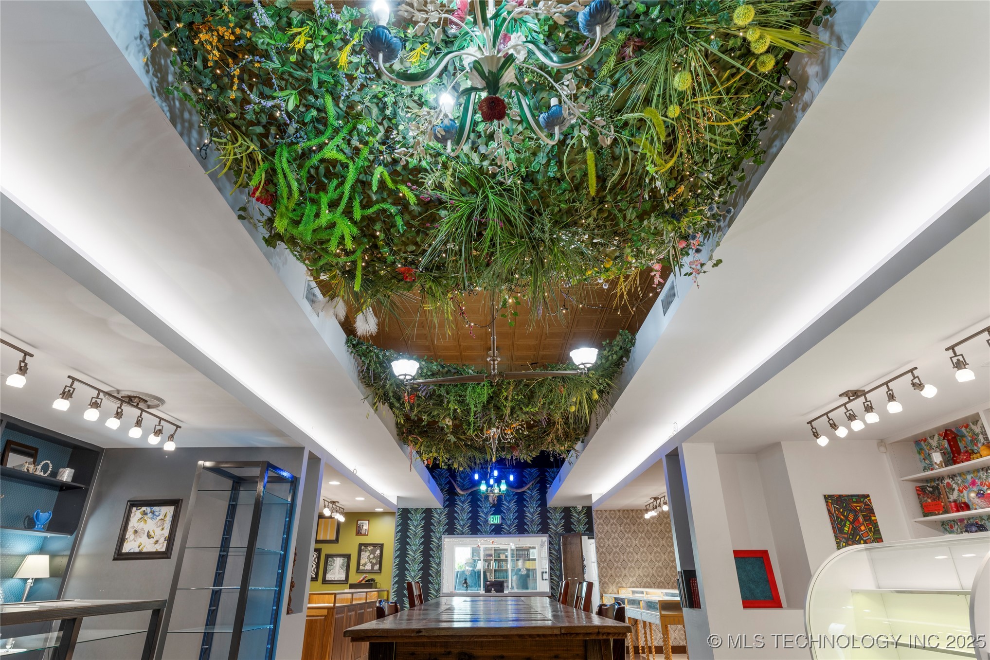 621 S Kenosha Avenue Property Photo 45