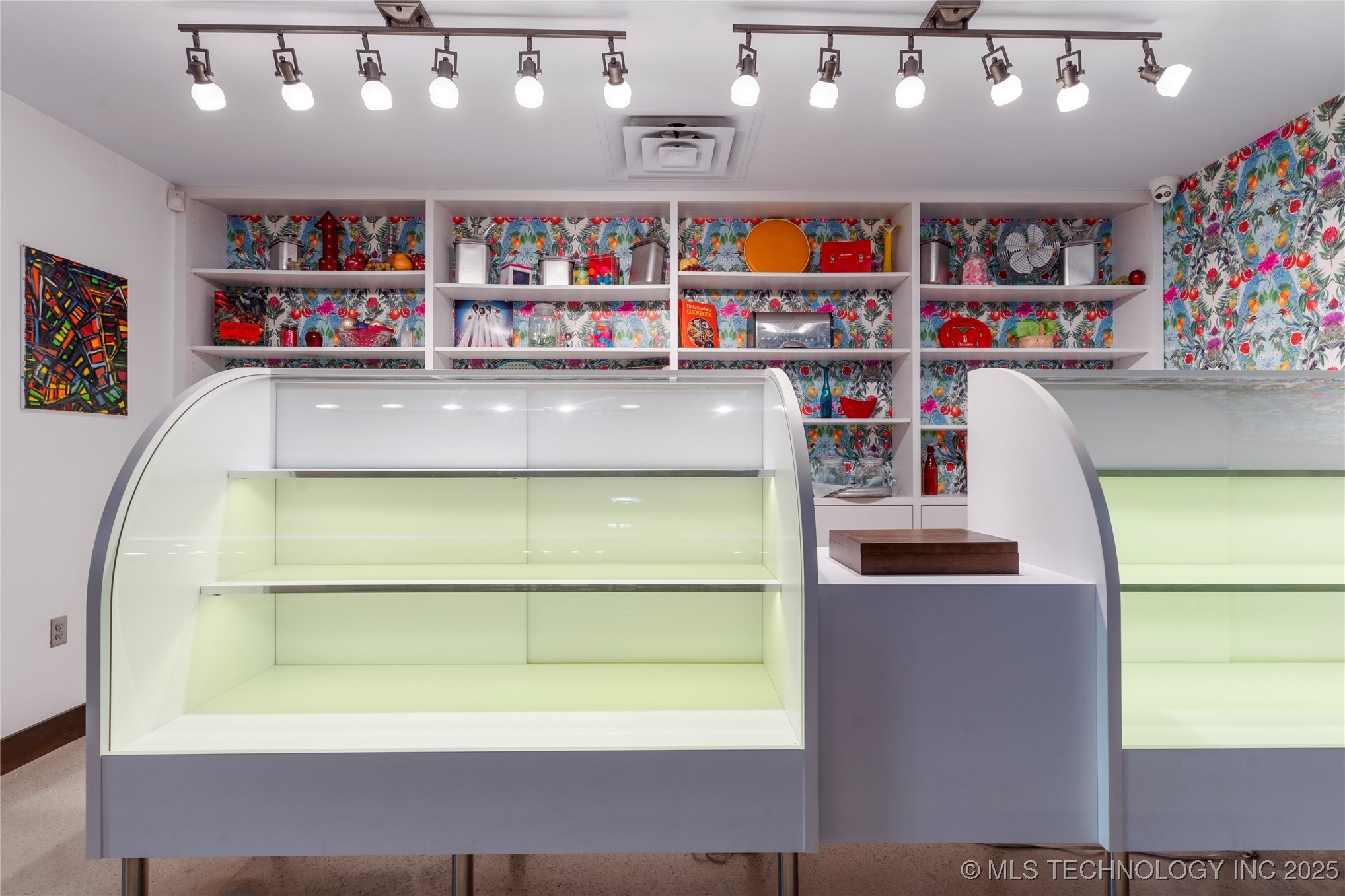 621 S Kenosha Avenue Property Photo 46