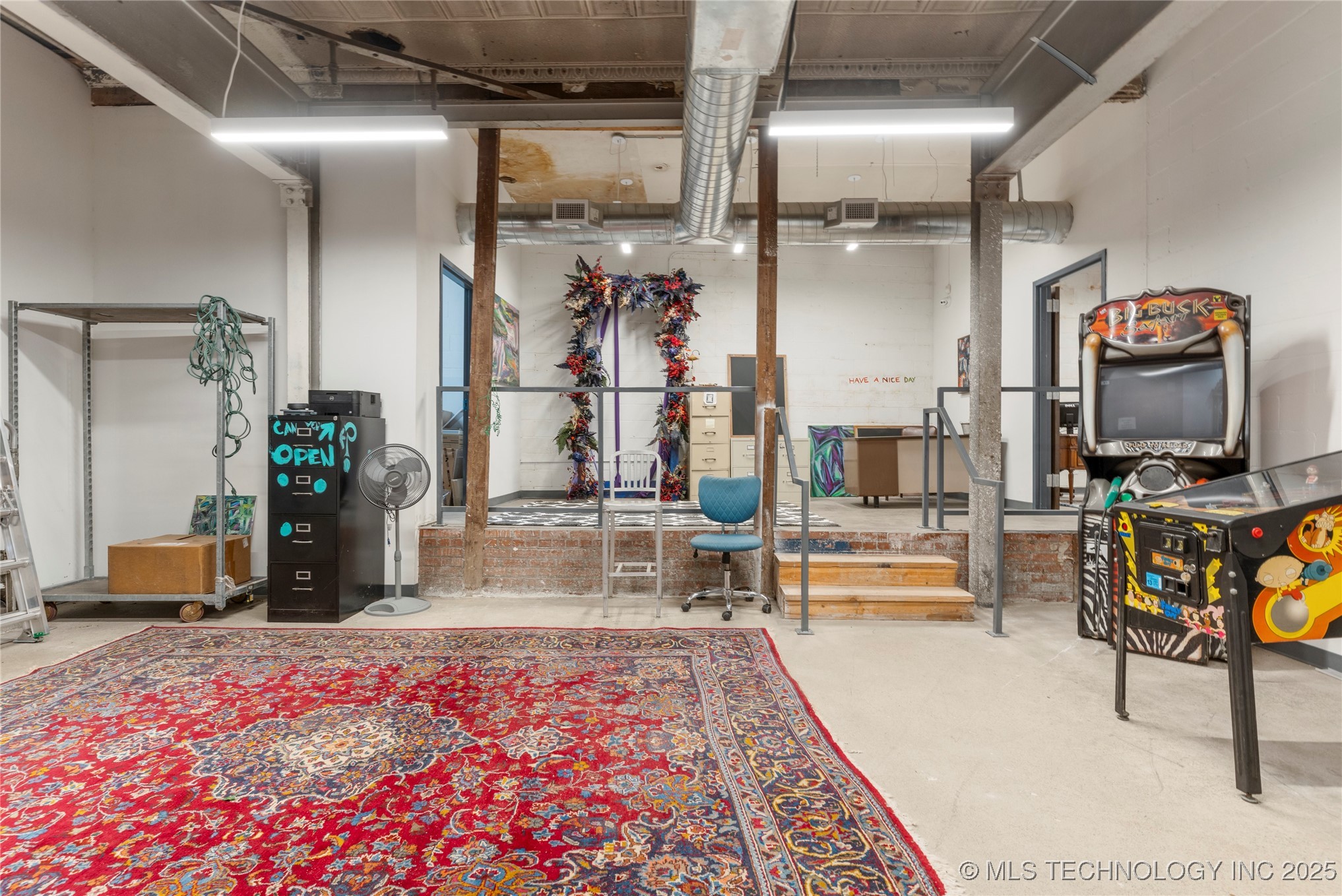 621 S Kenosha Avenue Property Photo 57