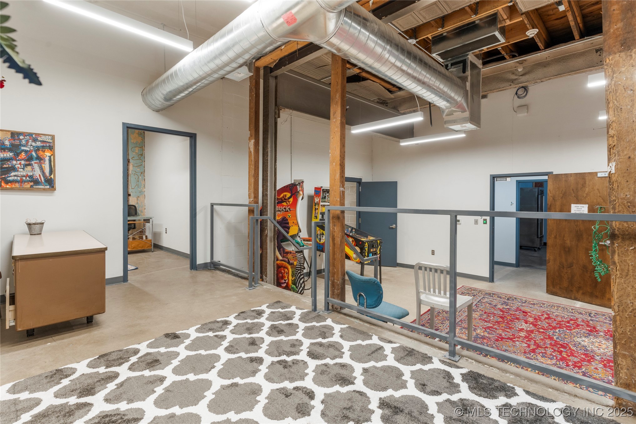 621 S Kenosha Avenue Property Photo 60