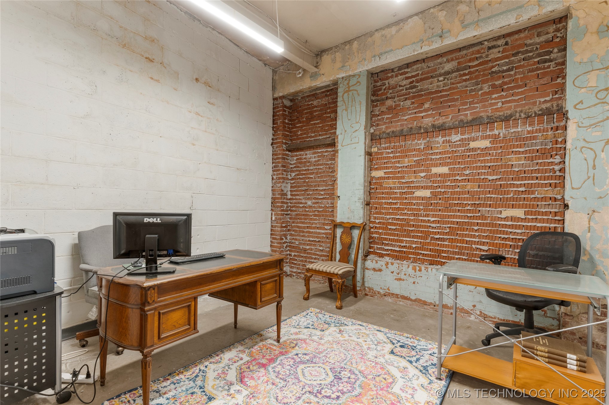 621 S Kenosha Avenue Property Photo 61