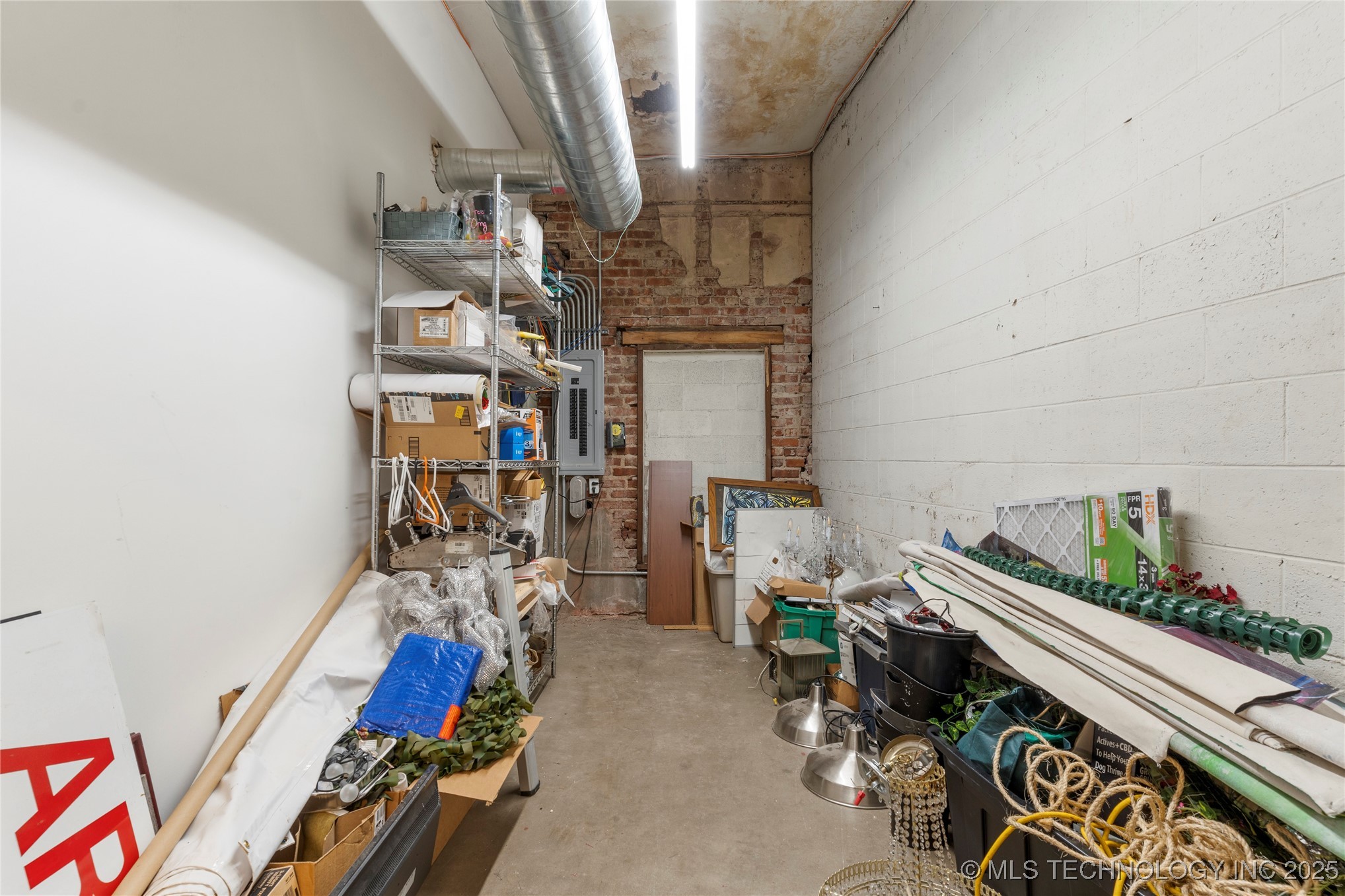 621 S Kenosha Avenue Property Photo 65