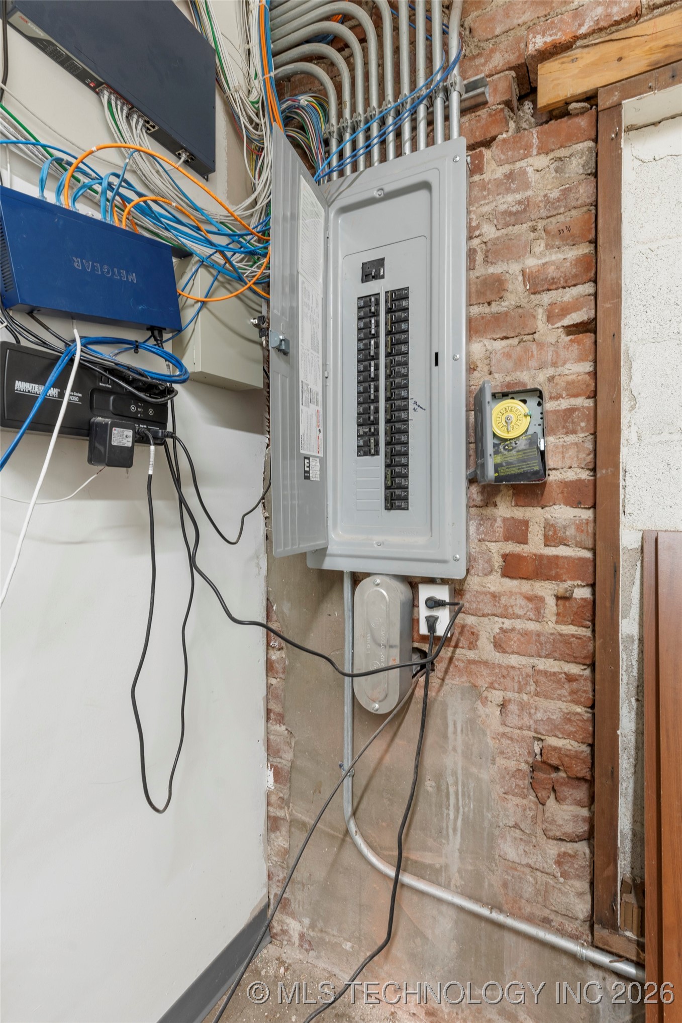 621 S Kenosha Avenue Property Photo 68