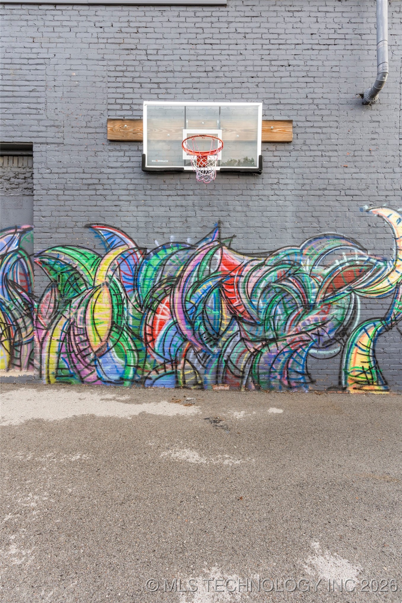 621 S Kenosha Avenue Property Photo 78