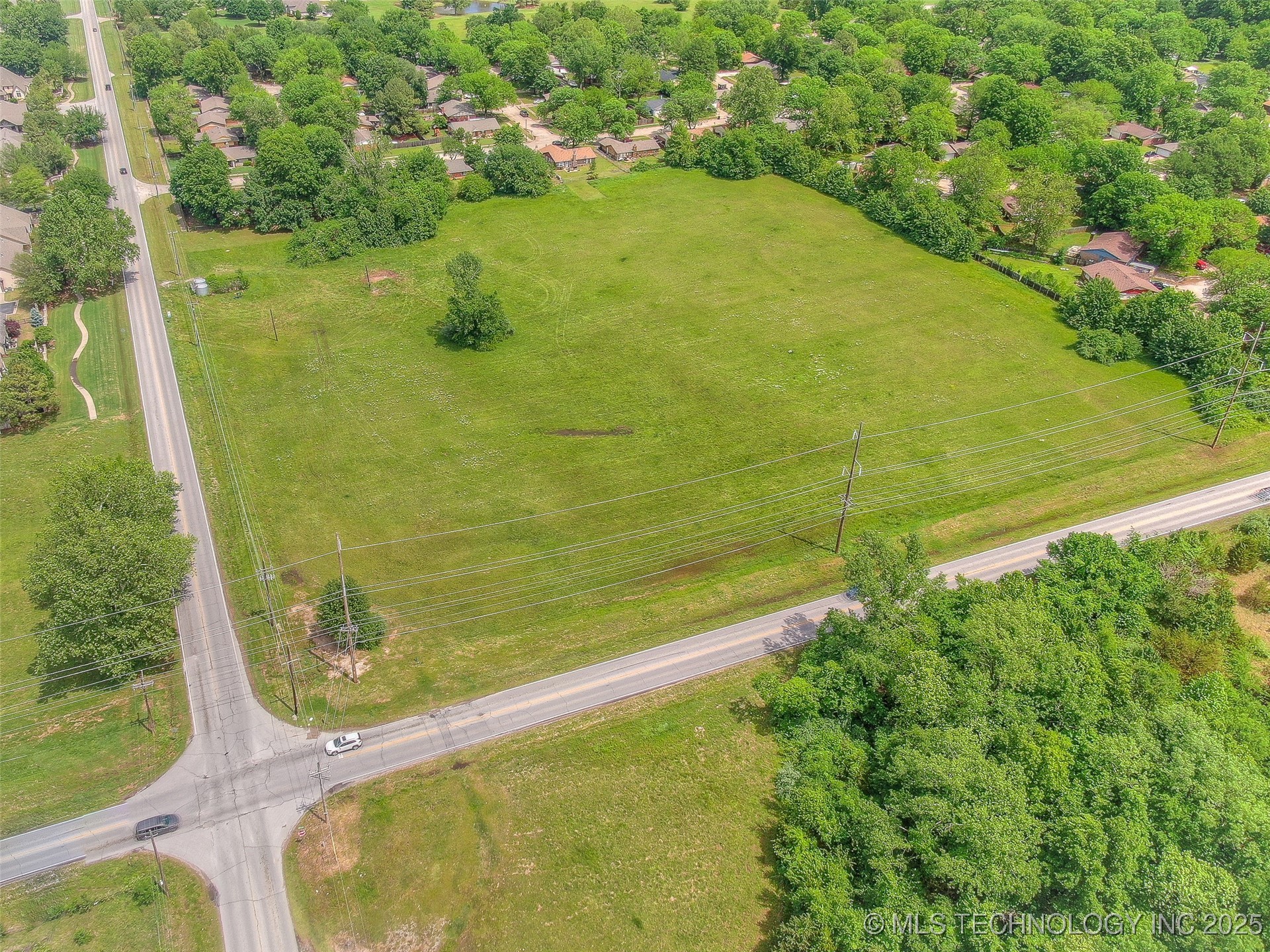 E 111th Street Property Photo 1