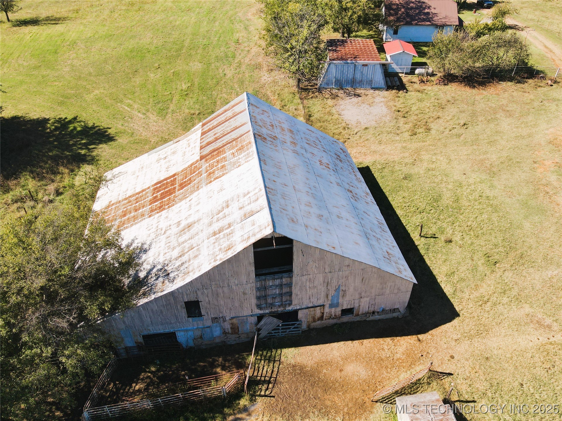 2575 S 433rd Property Photo 4