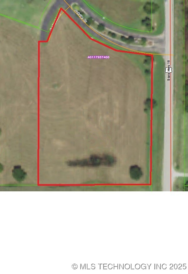 Southpointe Drive Property Photo 2