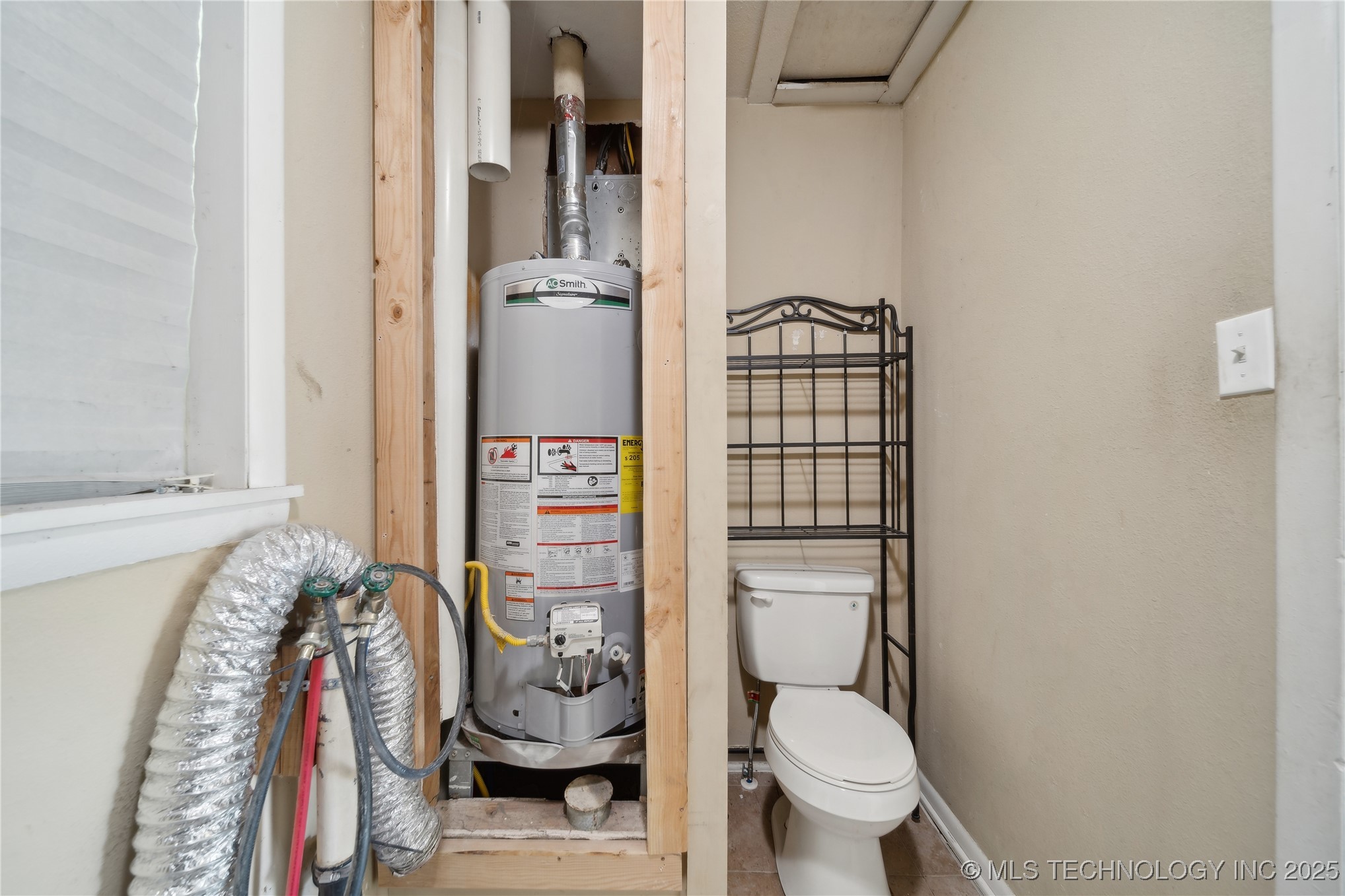 2336 Elmira Street Property Photo 18