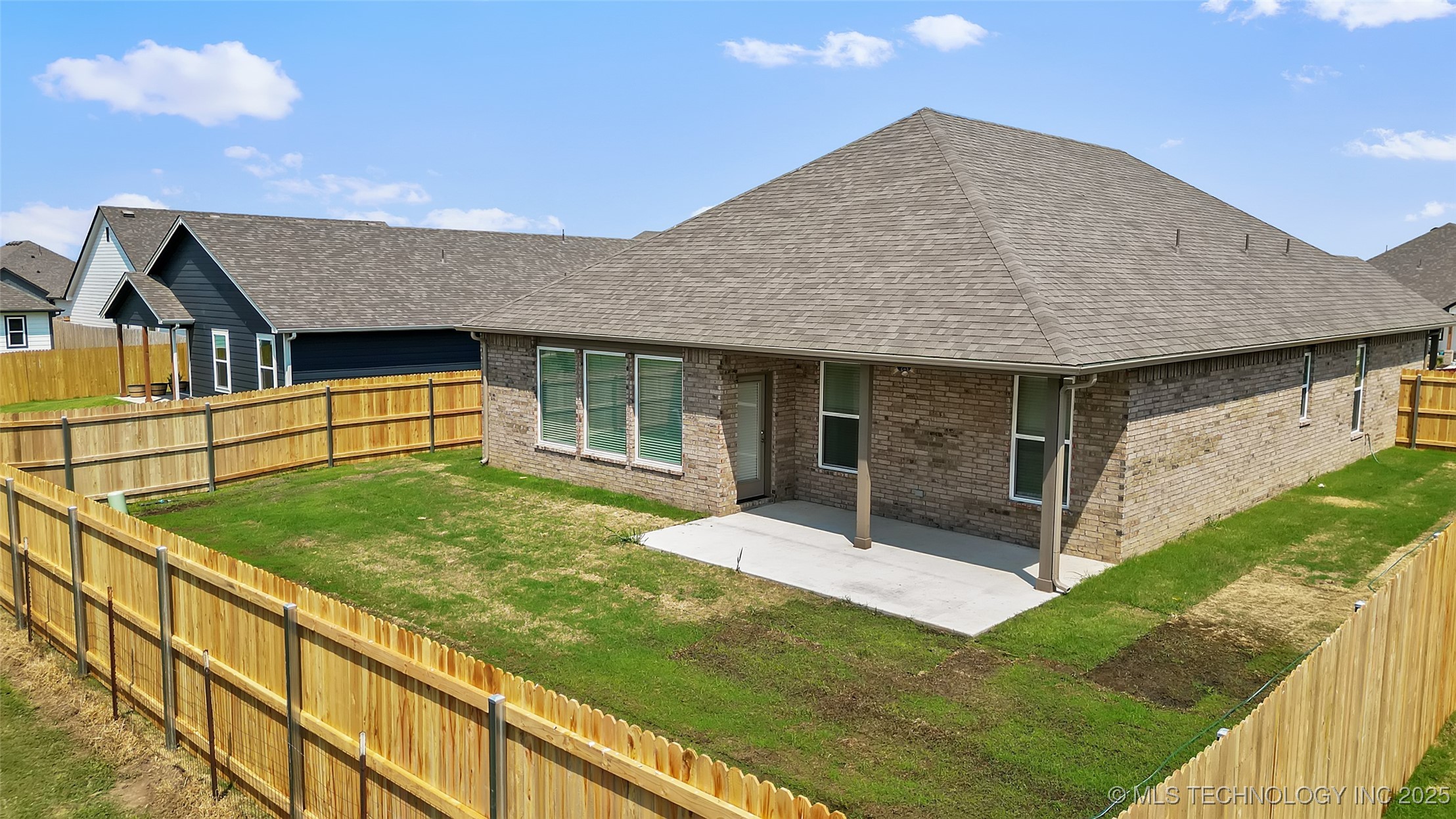 12026 E 106th Place North Property Photo 4