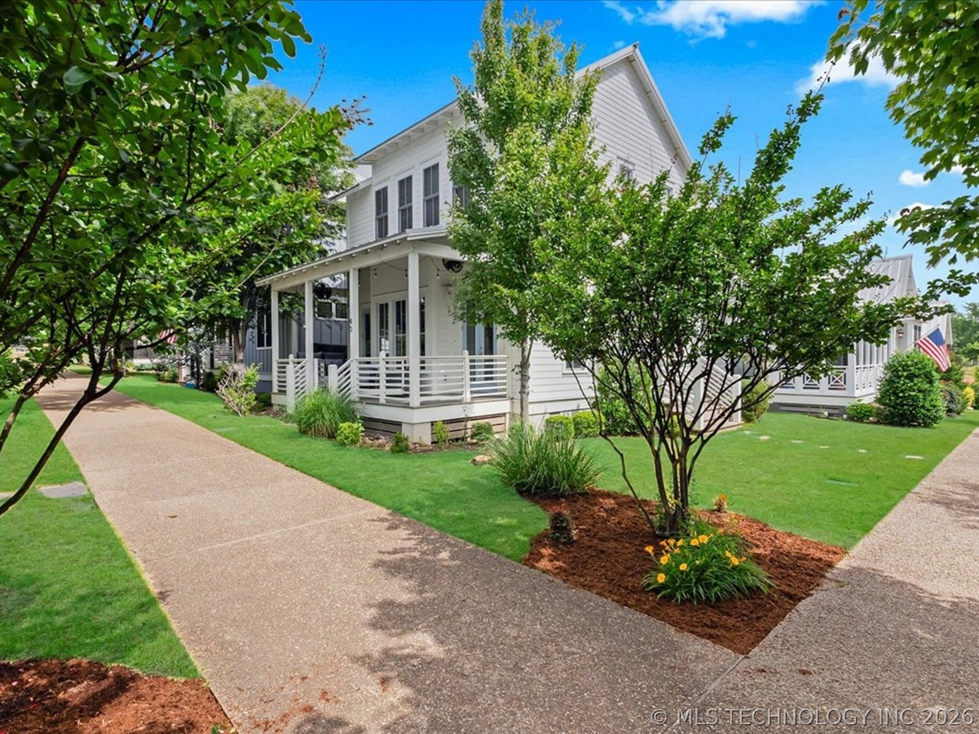 40 Center Lane N Property Photo 6