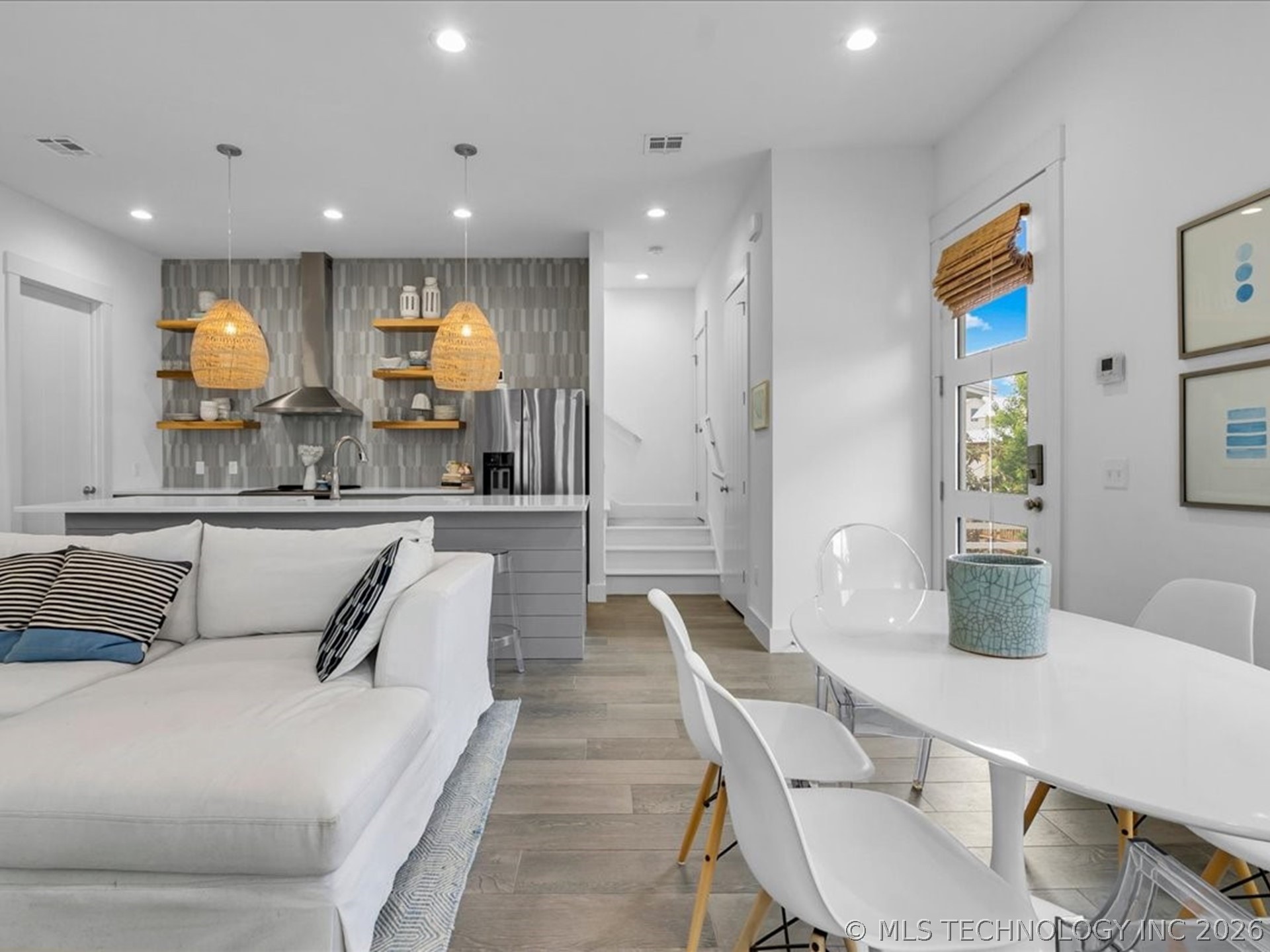 40 Center Lane N Property Photo 25