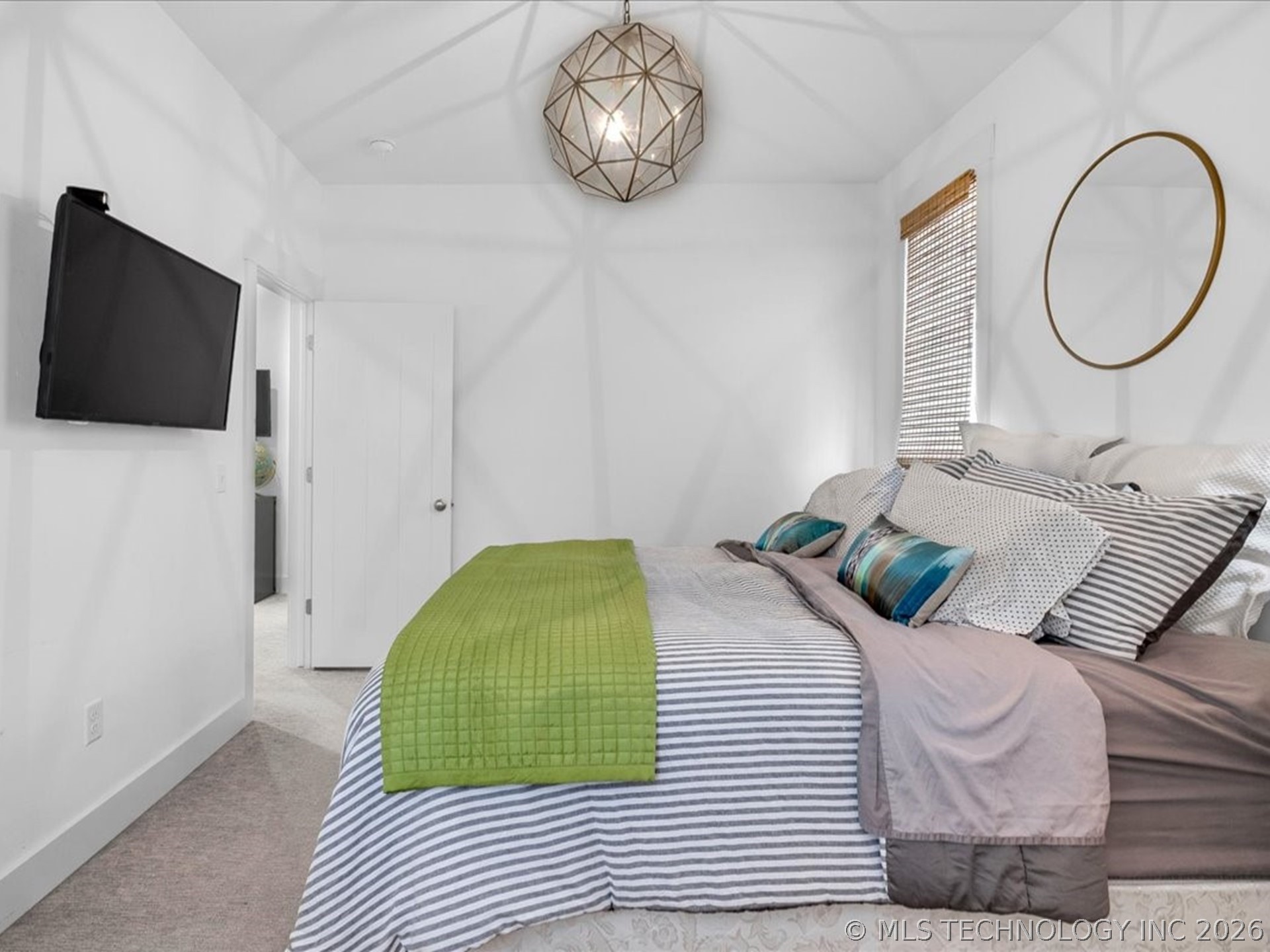 40 Center Lane N Property Photo 37