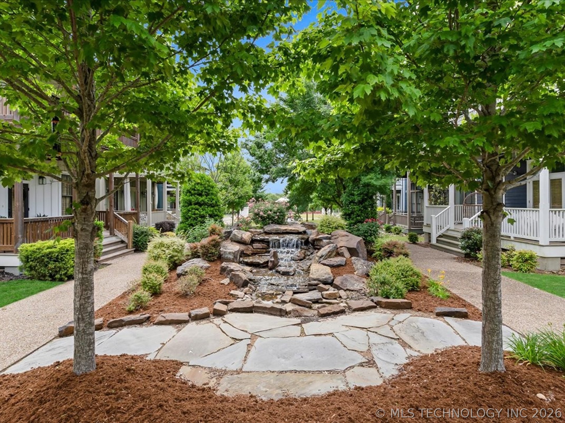 40 Center Lane N Property Photo 41