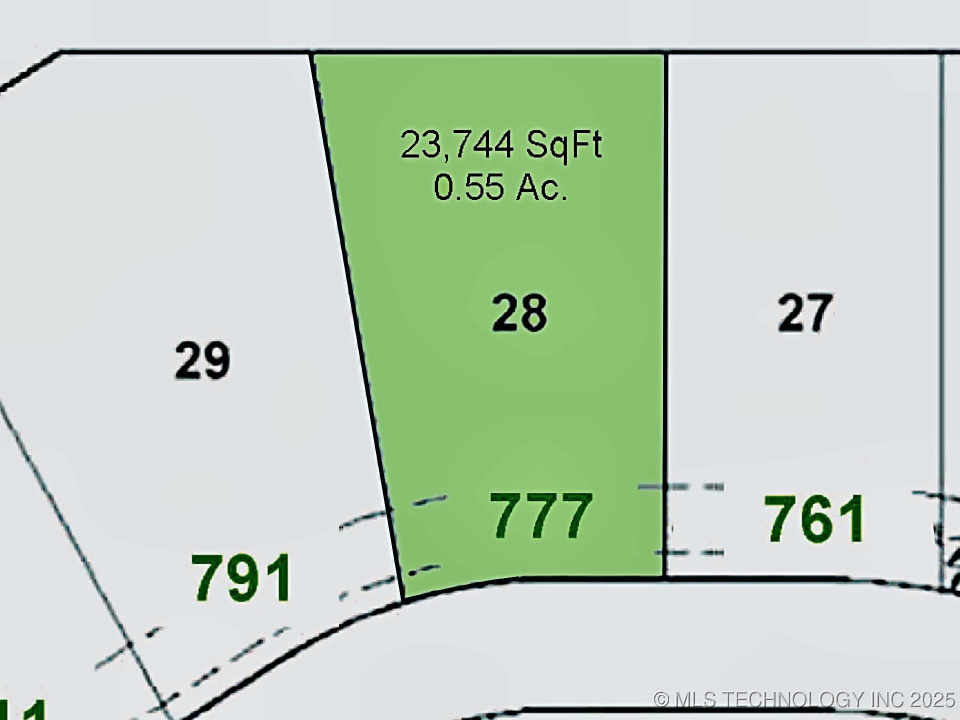 777 Winsor Place Property Photo 5