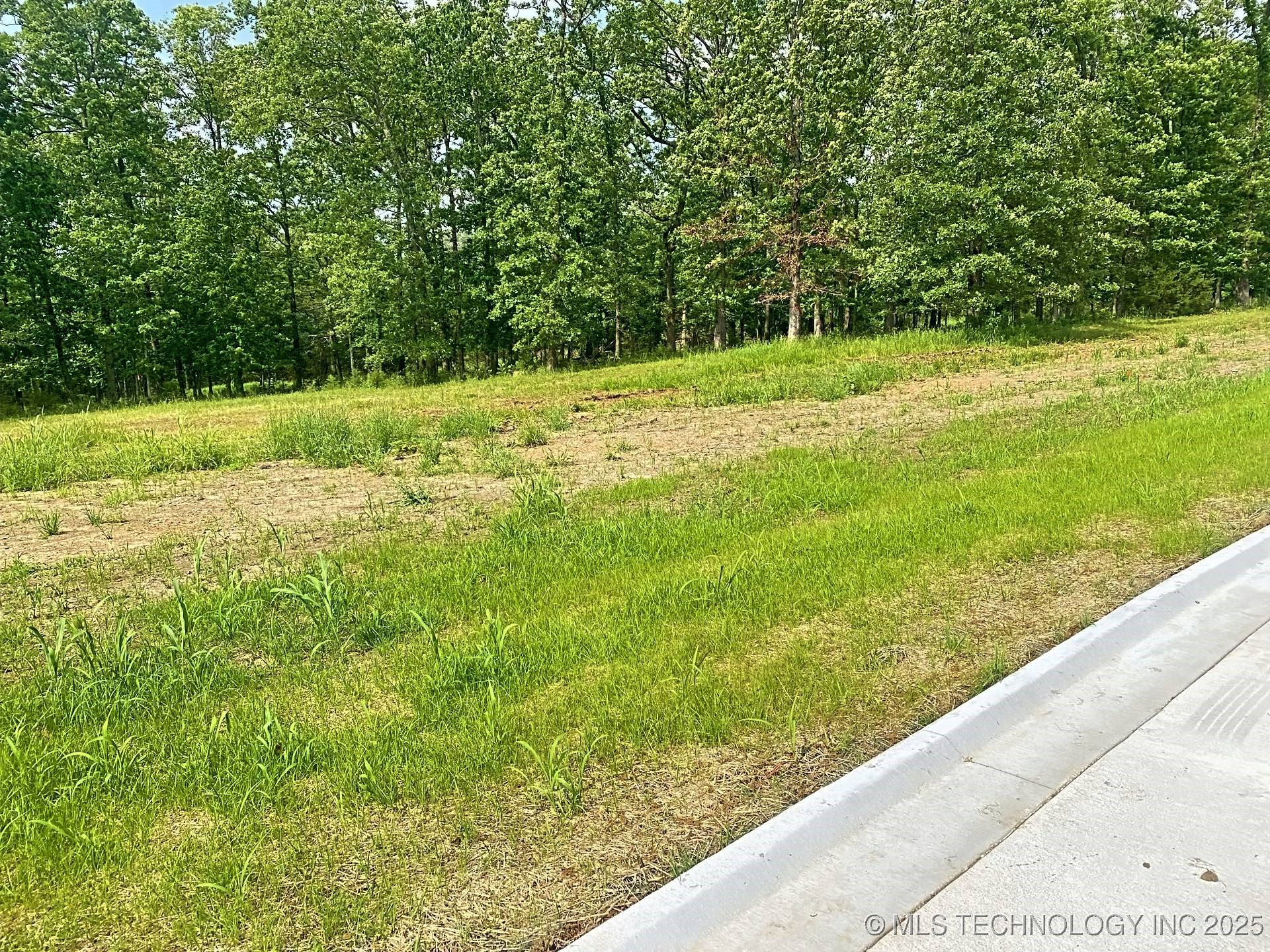 811 Winsor Place Property Photo 1